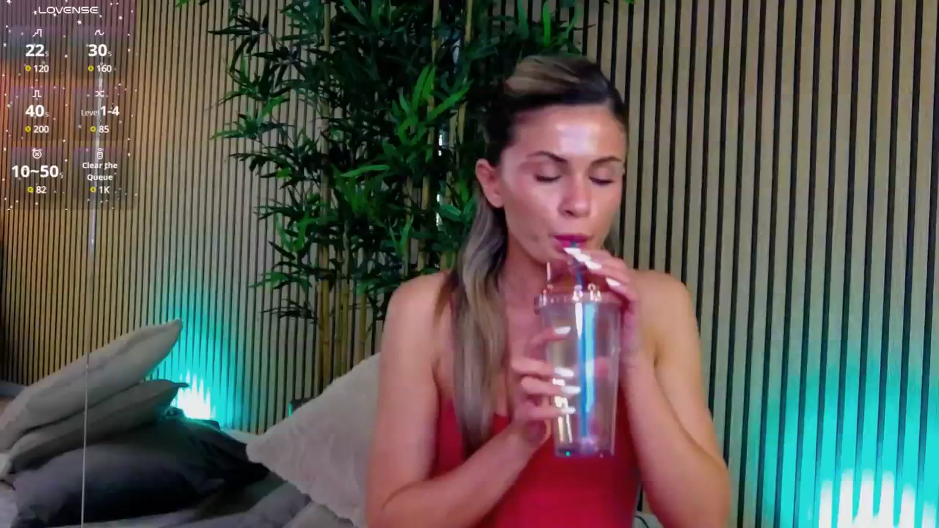 Gallery image thumbnail from Avril_Cyrus's myfreecams stream on, 04/04/2025, 13:31 image 19 of 20