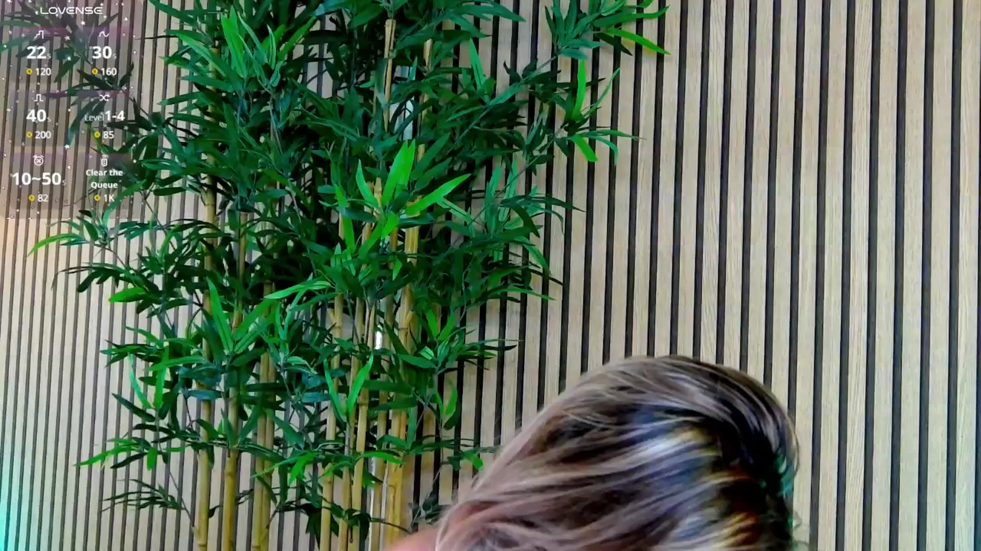 Gallery image thumbnail from Avril_Cyrus's myfreecams stream on, 04/15/2025, 13:59 image 7 of 20