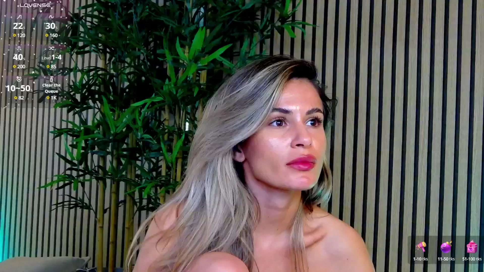 Gallery image thumbnail from Avril_Cyrus's myfreecams stream on, 04/15/2025, 13:59 image 6 of 20
