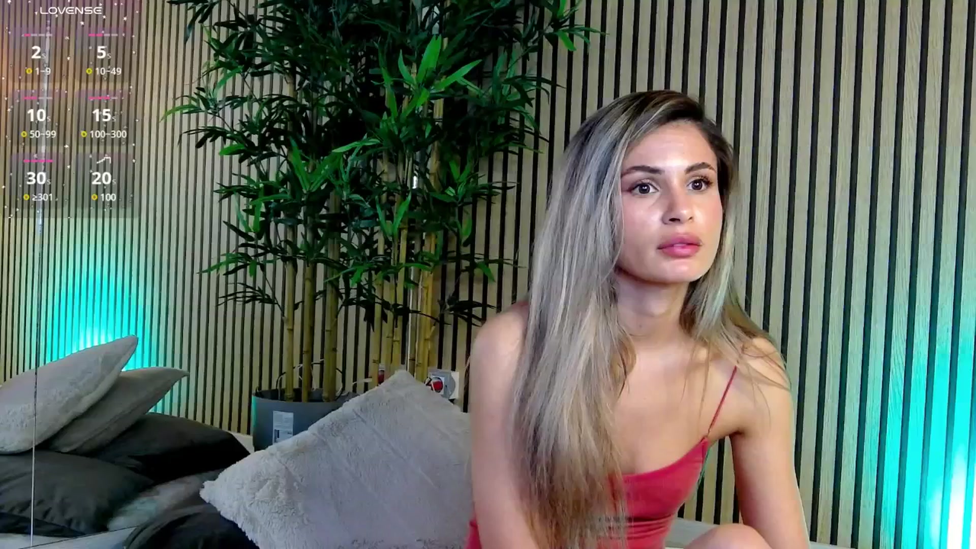 Gallery image thumbnail from Avril_Cyrus's myfreecams stream on, 04/23/2025, 13:53 image 7 of 20