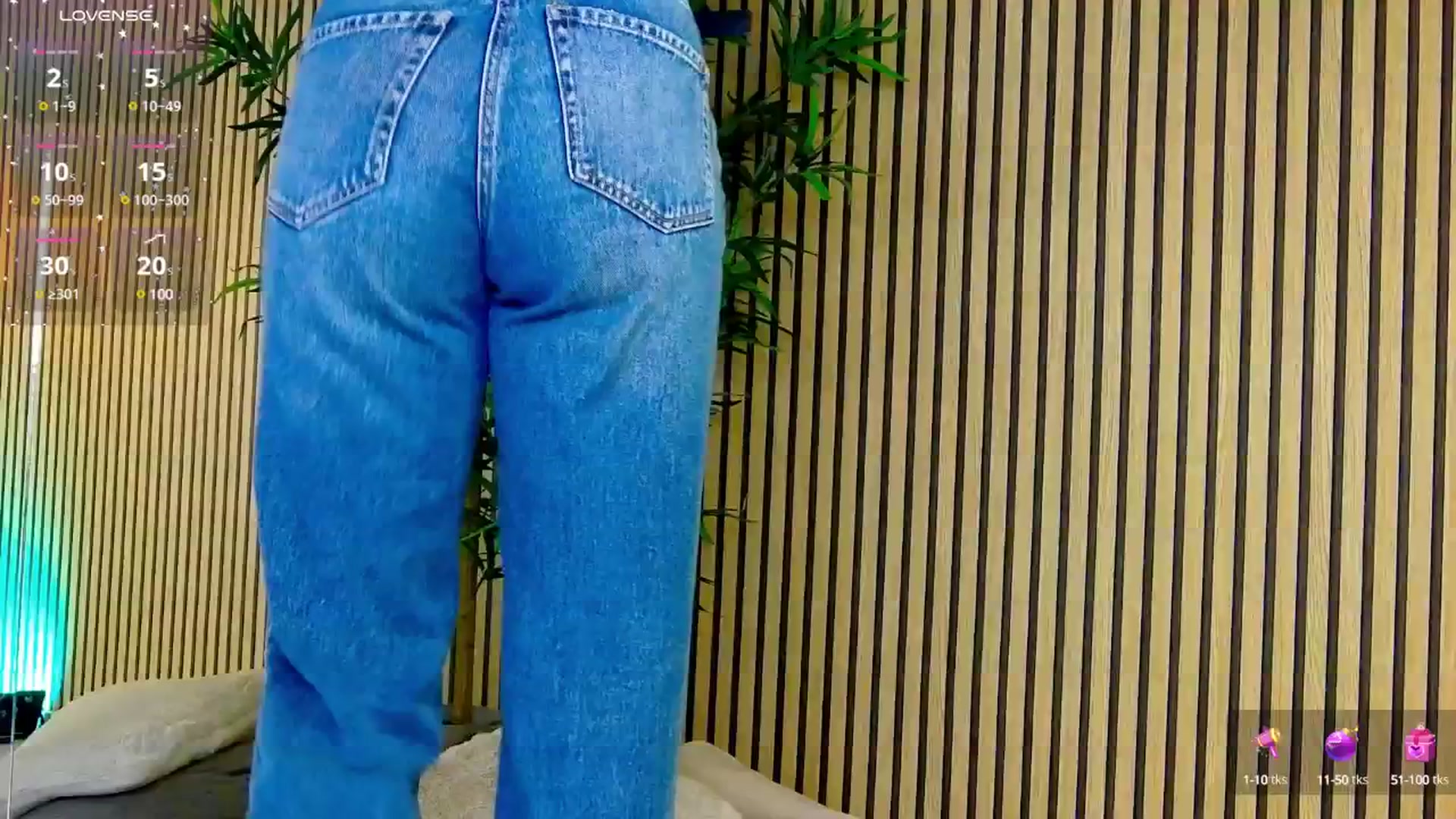 Gallery image thumbnail from Avril_Cyrus's myfreecams stream on, 04/25/2025, 13:07 image 20 of 20