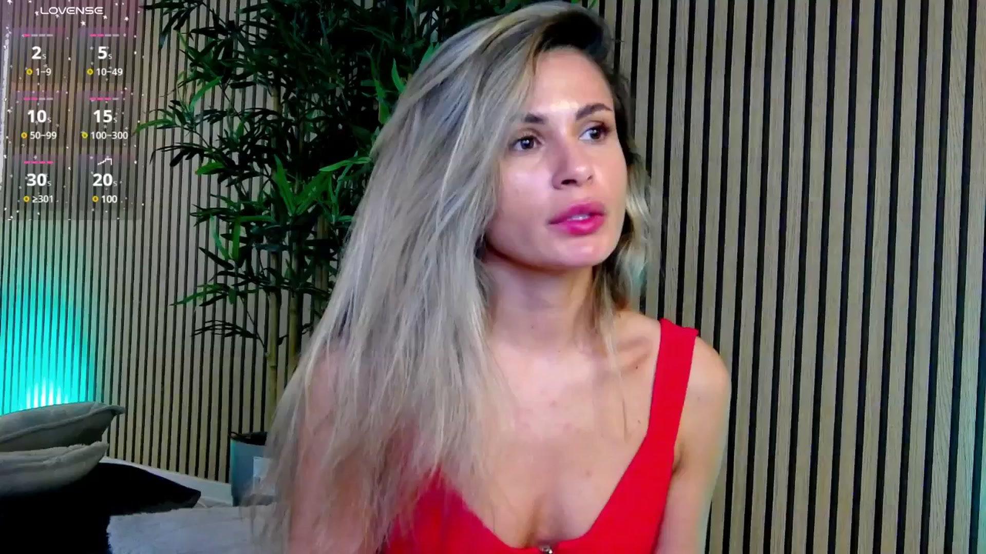Gallery image thumbnail from Avril_Cyrus's myfreecams stream on, 04/29/2025, 10:57 image 13 of 20