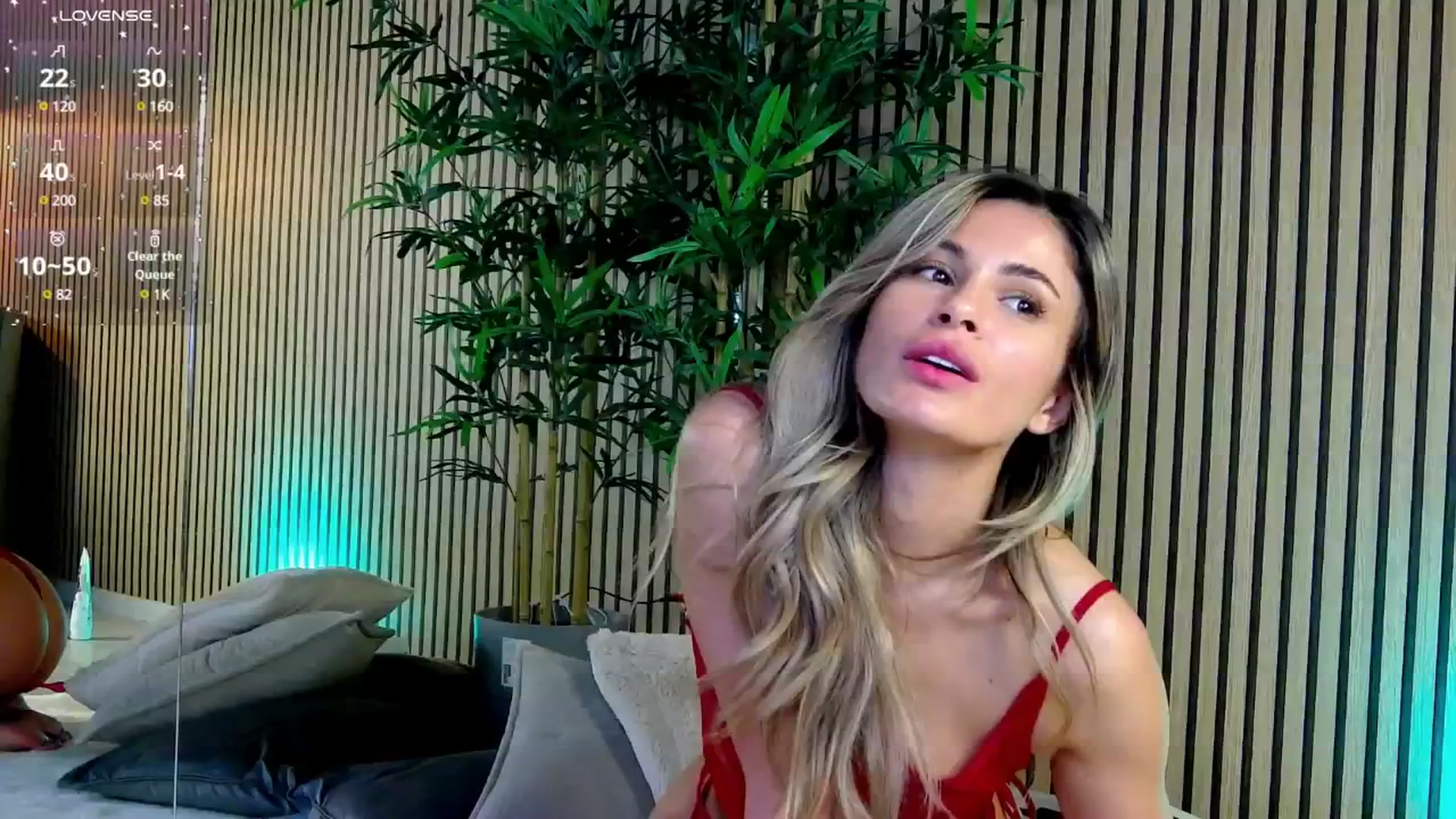 Gallery image thumbnail from Avril_Cyrus's myfreecams stream on, 05/16/2025, 10:49 image 5 of 20
