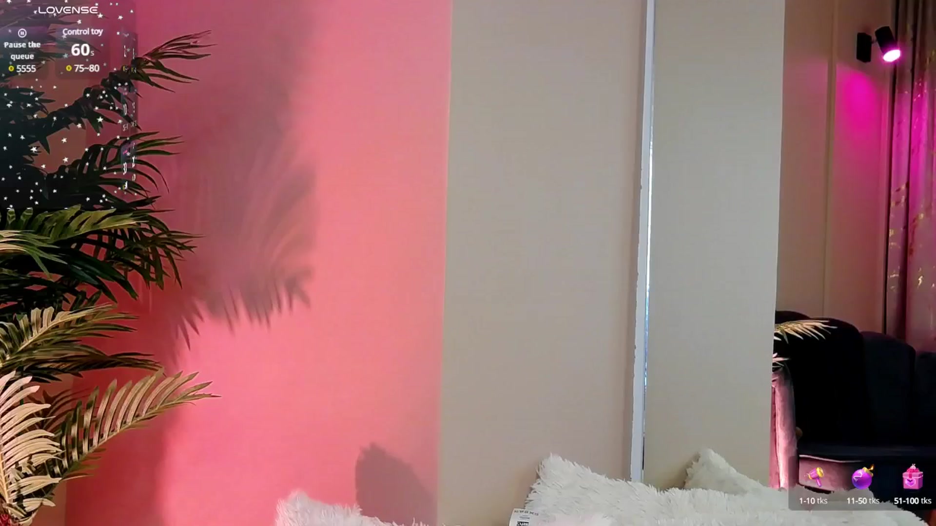 Gallery image thumbnail from Avril_Cyrus's myfreecams stream on, 05/31/2025, 13:07 image 15 of 20