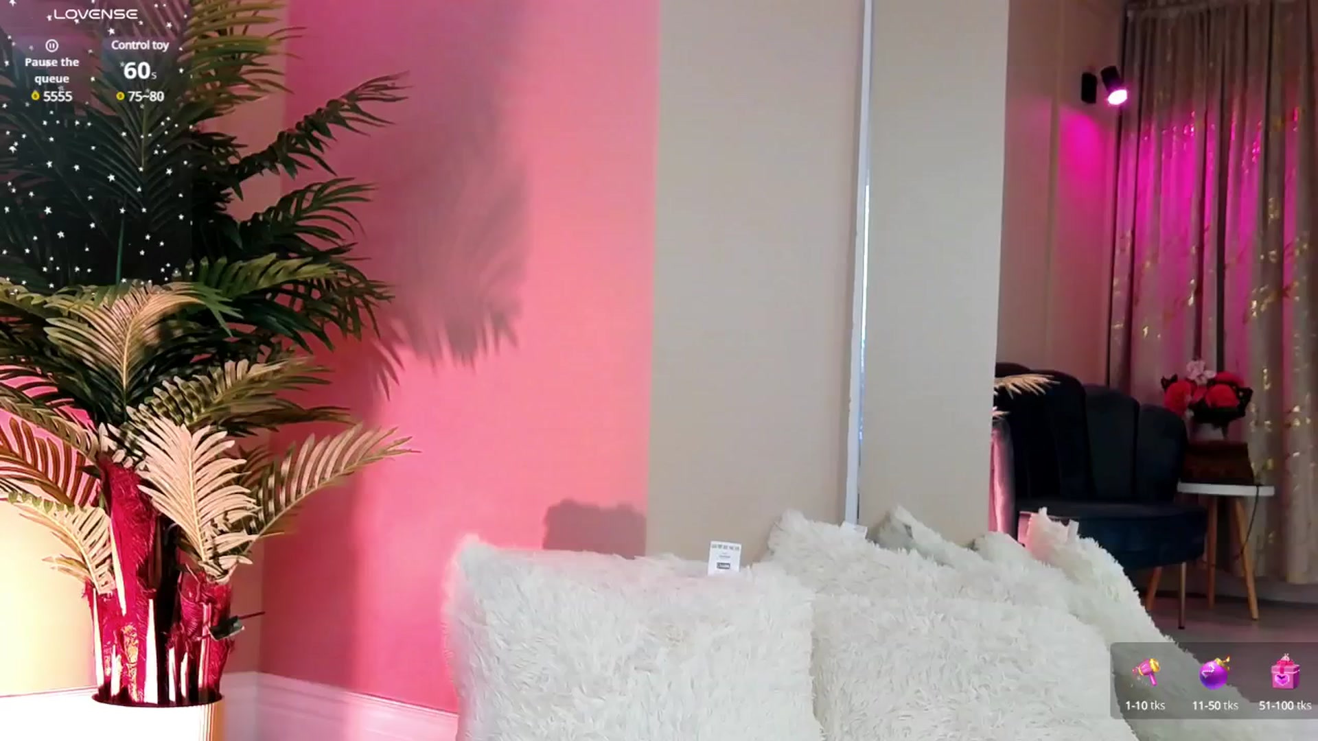 Gallery image thumbnail from Avril_Cyrus's myfreecams stream on, 06/03/2025, 12:42 image 13 of 20