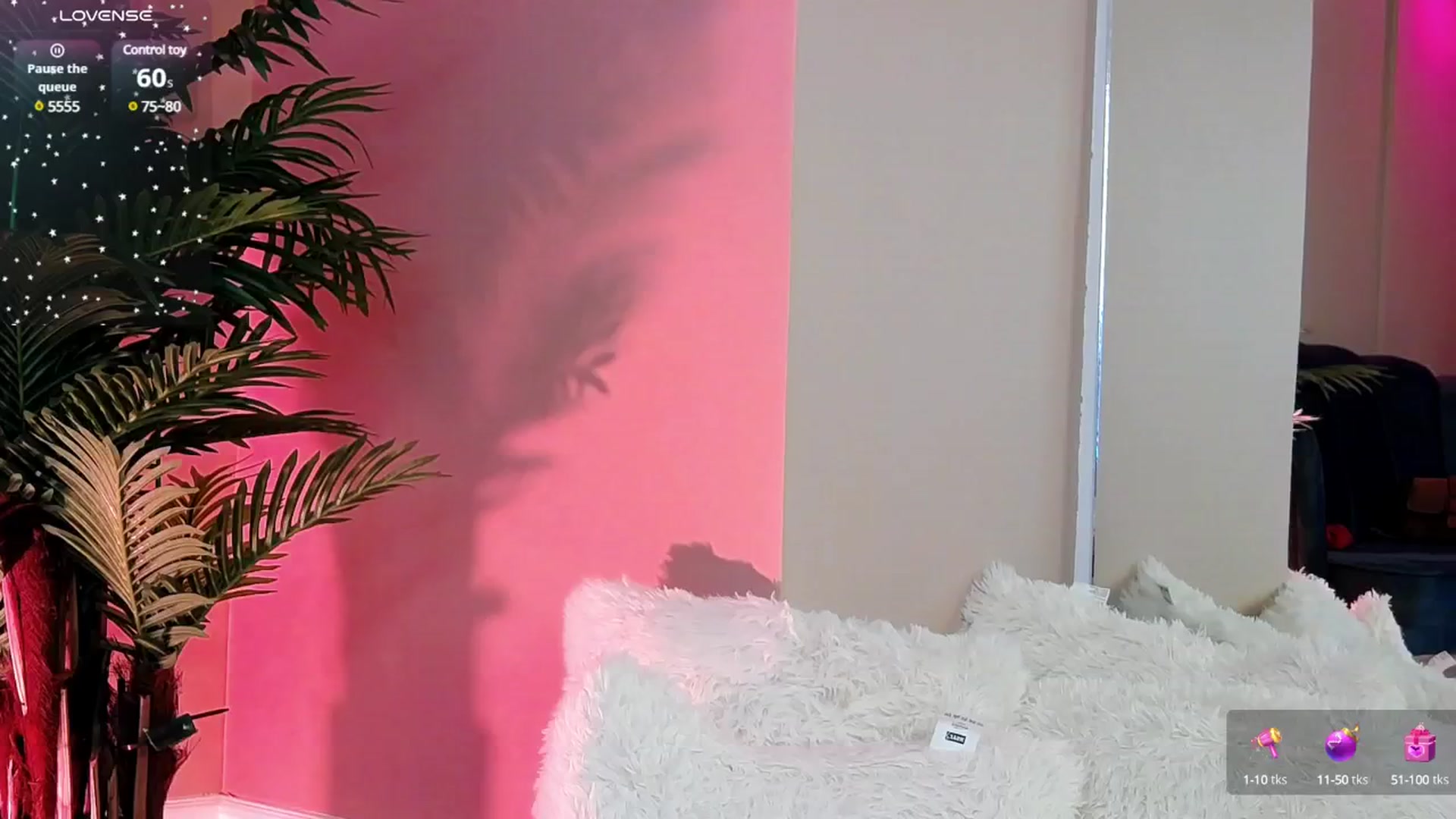 Gallery image thumbnail from Avril_Cyrus's myfreecams stream on, 06/06/2025, 09:40 image 17 of 20