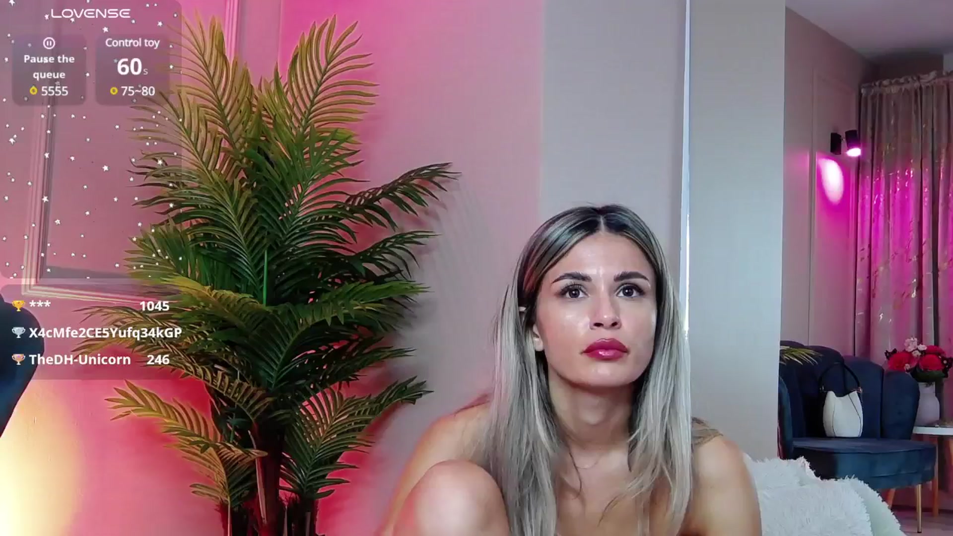 Gallery image thumbnail from Avril_Cyrus's myfreecams stream on, 07/30/2025, 13:13 image 12 of 20