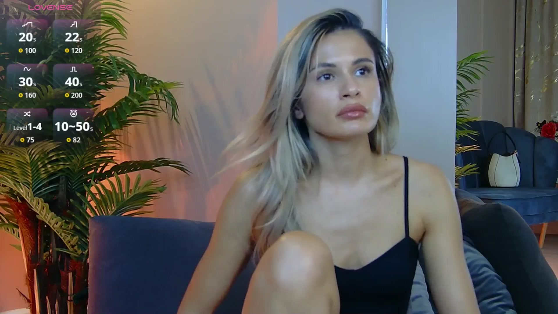 Gallery image thumbnail from Avril_Cyrus's myfreecams stream on, 08/21/2025, 12:30 image 17 of 20