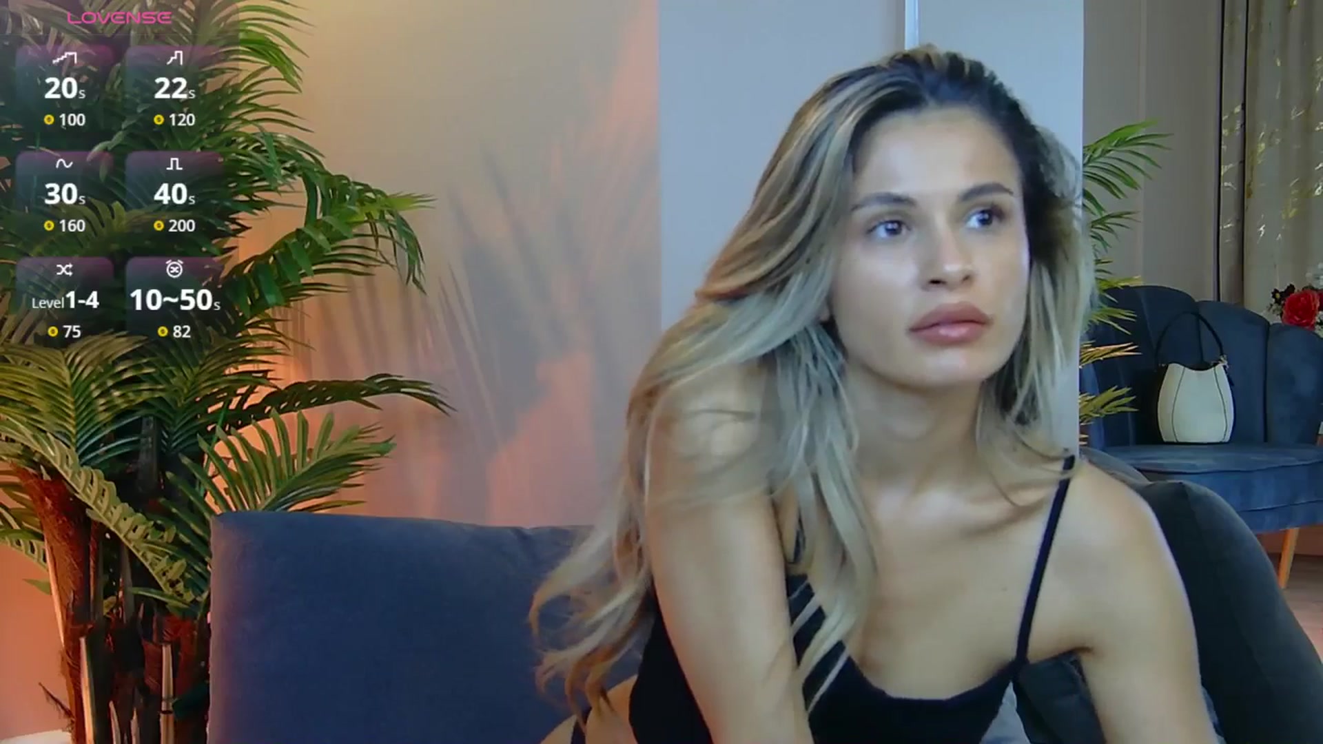 Gallery image thumbnail from Avril_Cyrus's myfreecams stream on, 08/21/2025, 12:30 image 19 of 20