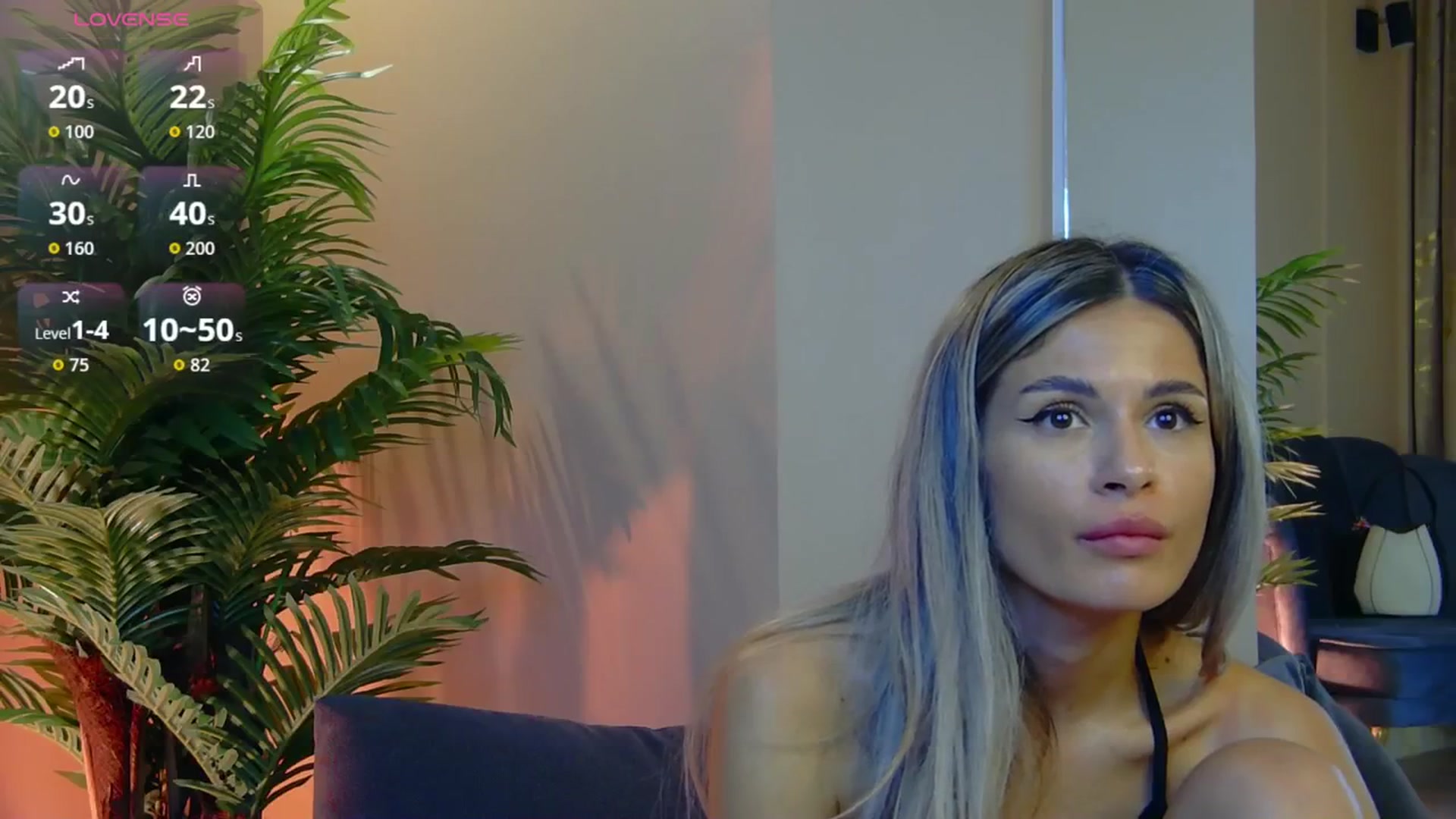 Gallery image thumbnail from Avril_Cyrus's myfreecams stream on, 08/26/2025, 11:57 image 12 of 20