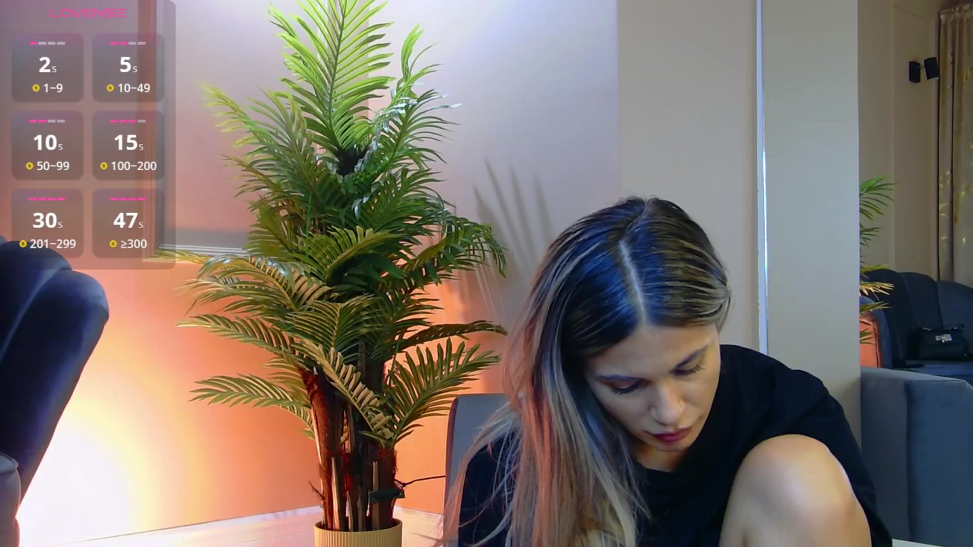 Gallery image thumbnail from Avril_Cyrus's myfreecams stream on, 09/16/2025, 13:13 image 20 of 20