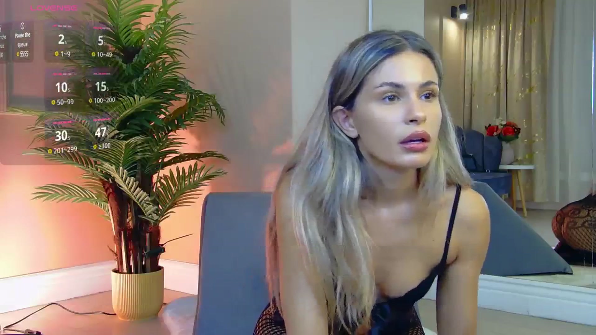 Gallery image thumbnail from Avril_Cyrus's myfreecams stream on, 10/10/2025, 11:31 image 5 of 20