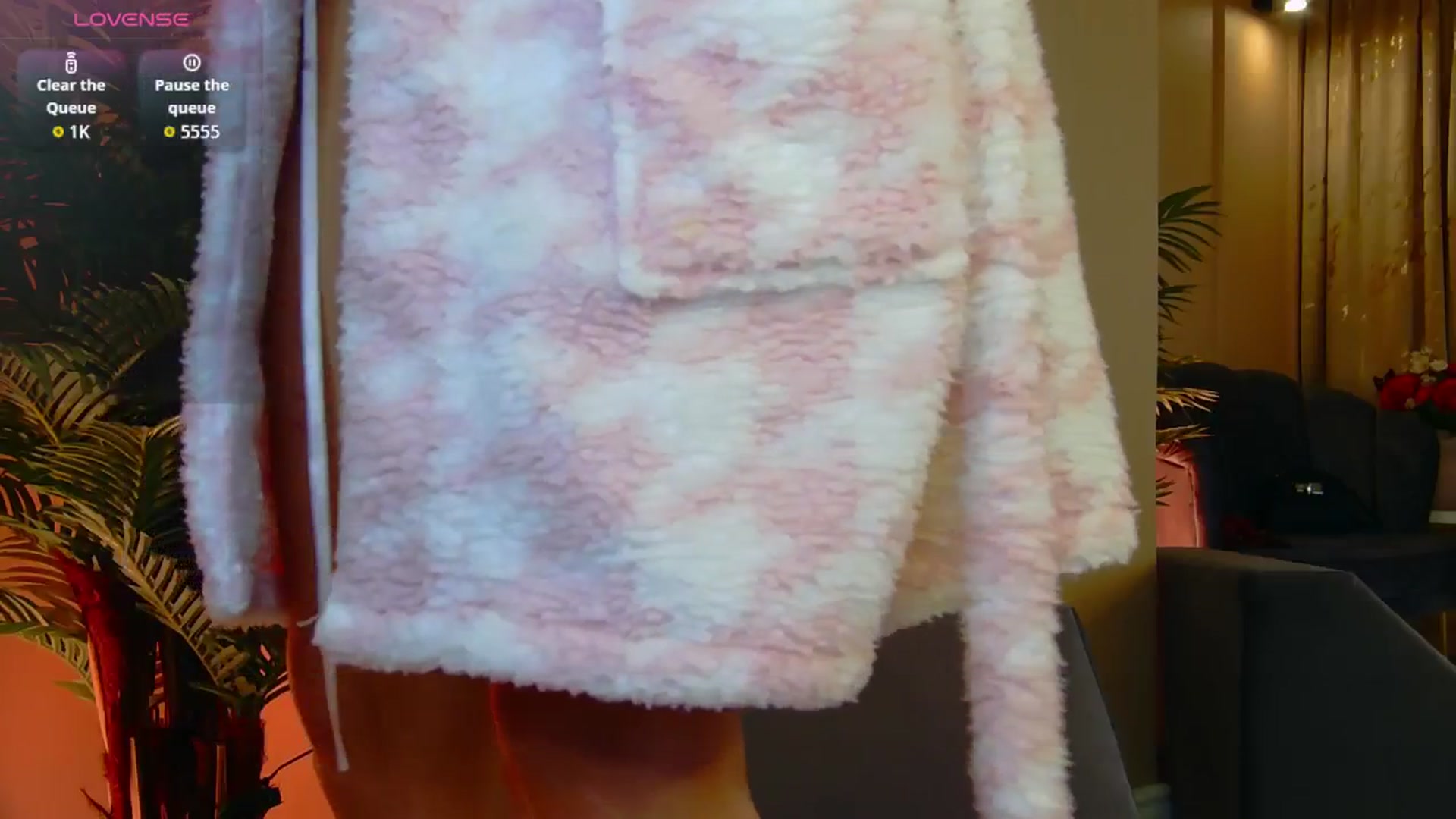 Gallery image thumbnail from Avril_Cyrus's myfreecams stream on, 10/21/2025, 11:45 image 2 of 20