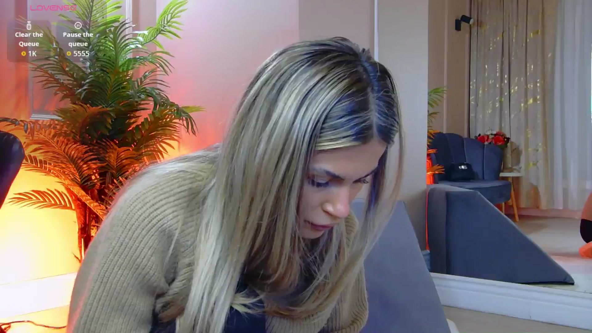 Gallery image thumbnail from Avril_Cyrus's myfreecams stream on, 12/09/2025, 13:19 image 9 of 20
