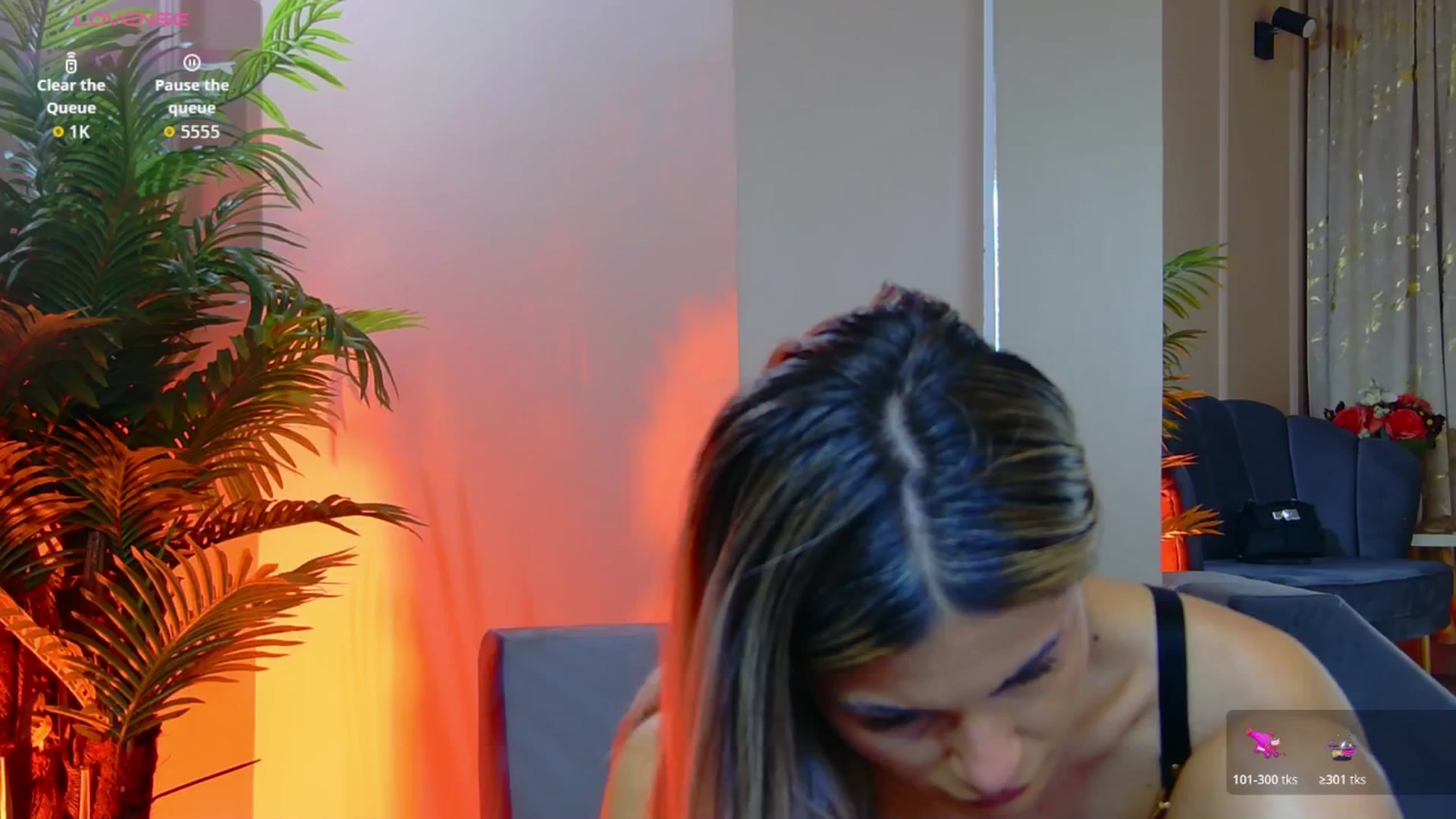 Gallery image thumbnail from Avril_Cyrus's myfreecams stream on, 12/09/2025, 13:19 image 10 of 20