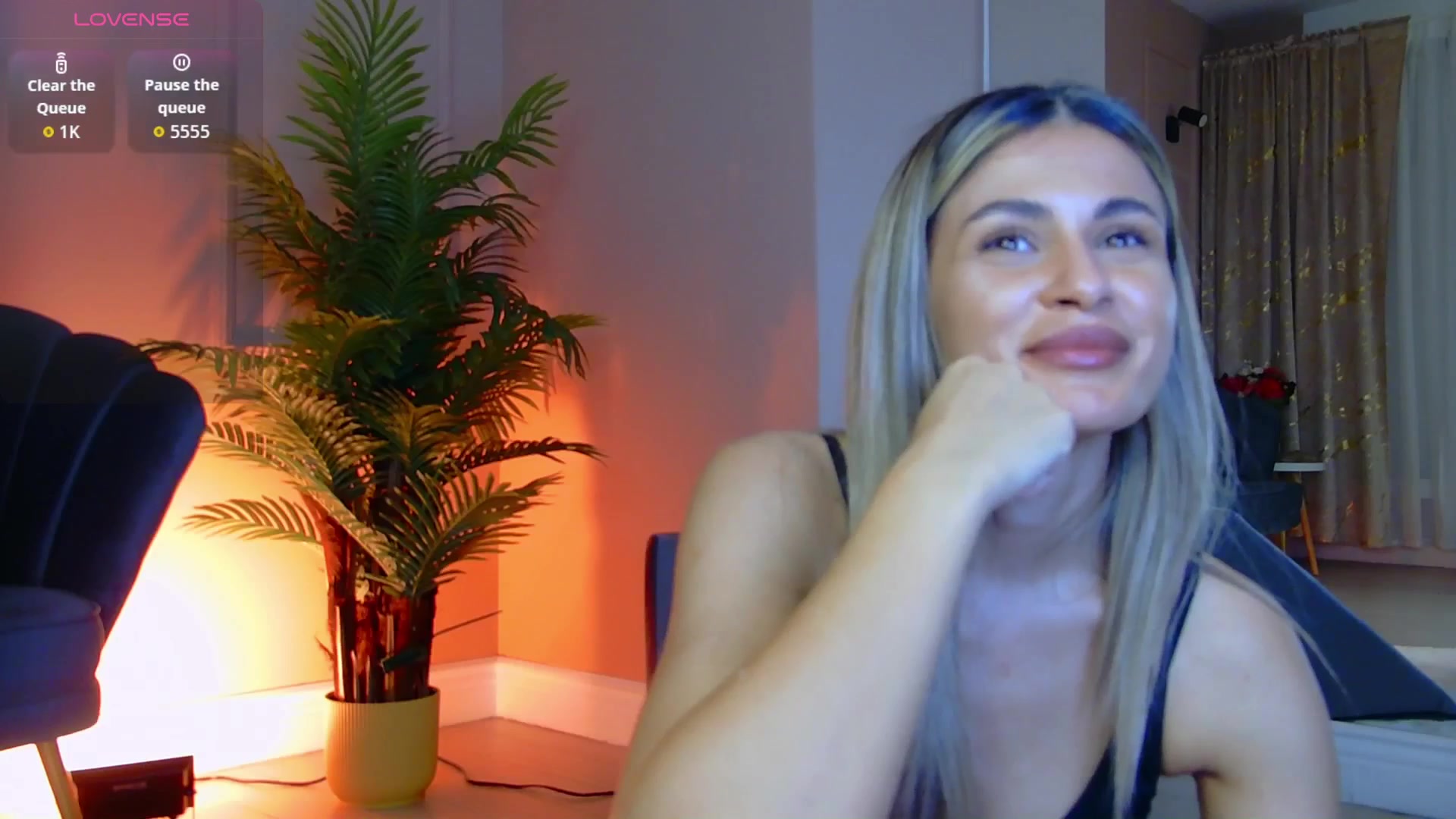 Gallery image thumbnail from Avril_Cyrus's myfreecams stream on, 12/17/2025, 13:20 image 20 of 20