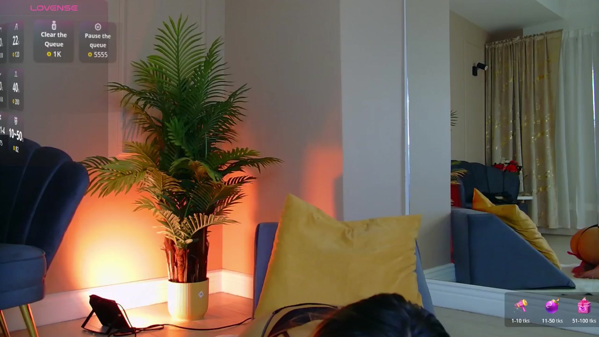 Gallery image thumbnail from Avril_Cyrus's myfreecams stream on, 02/16/2026, 12:58 image 13 of 20