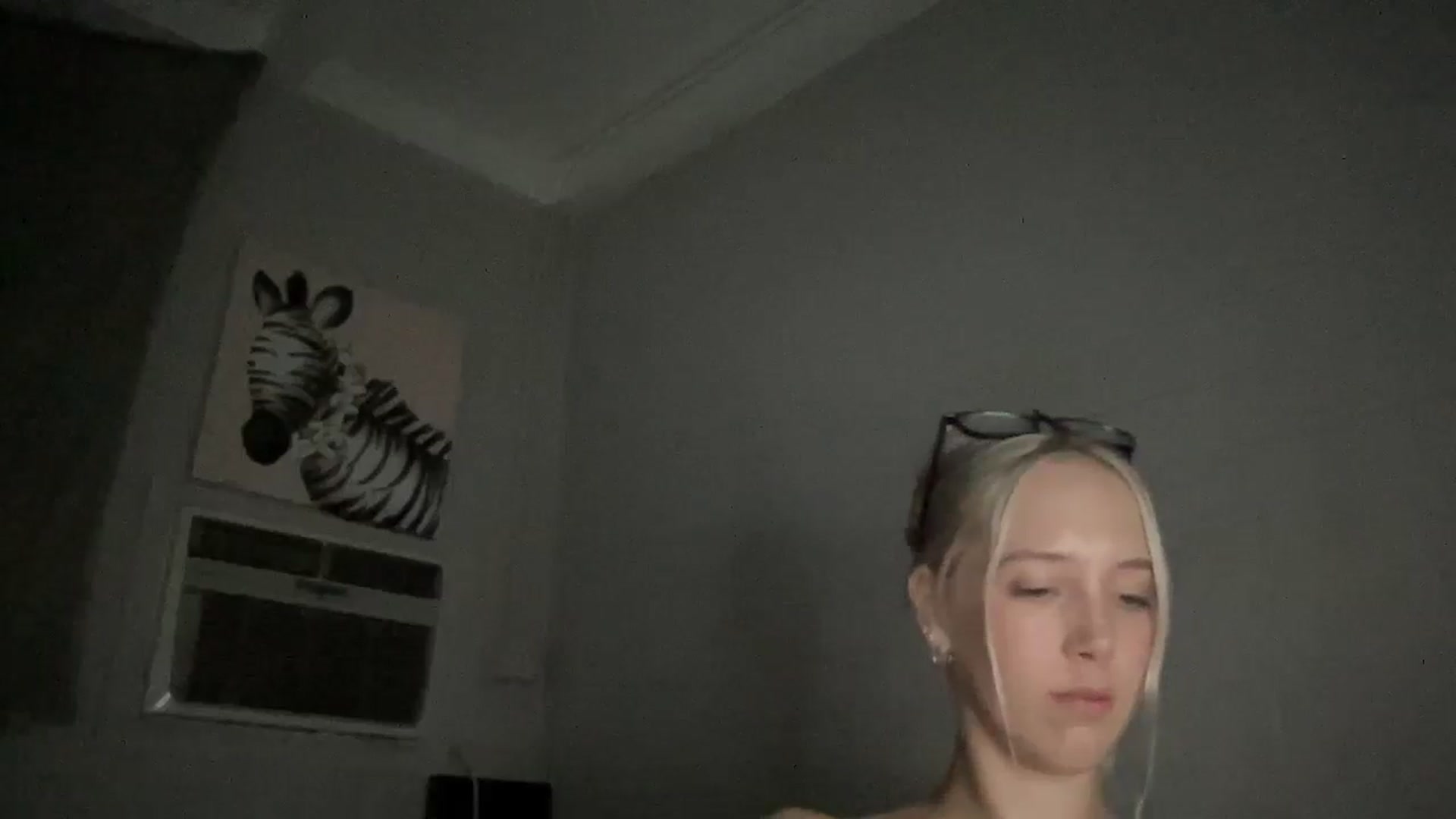 Gallery image thumbnail from Avsbliss's myfreecams stream on, 04/18/2025, 03:07 image 20 of 20