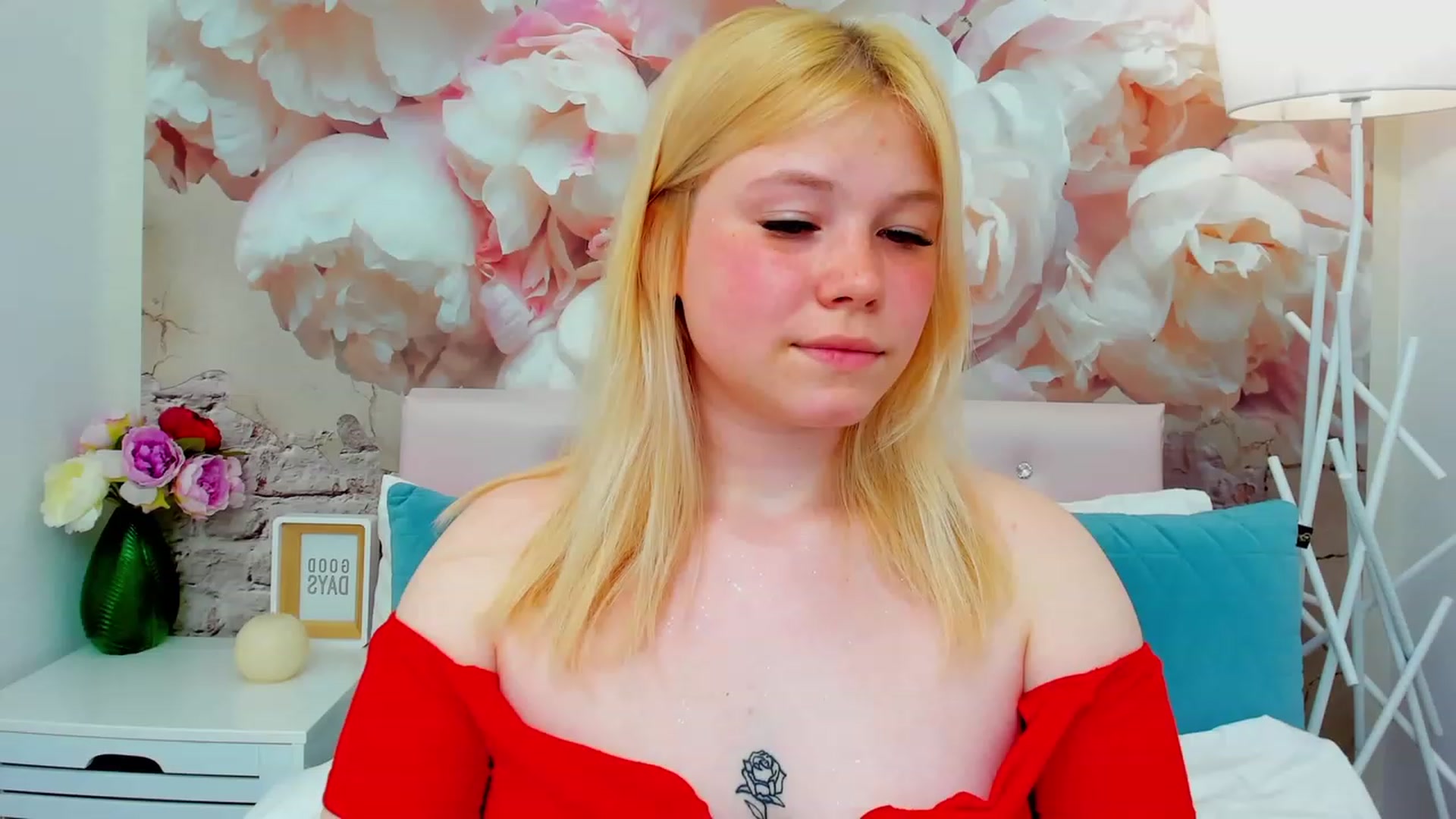 Gallery image thumbnail from AvyPearl's myfreecams stream on, 05/25/2023, 15:18 image 11 of 20
