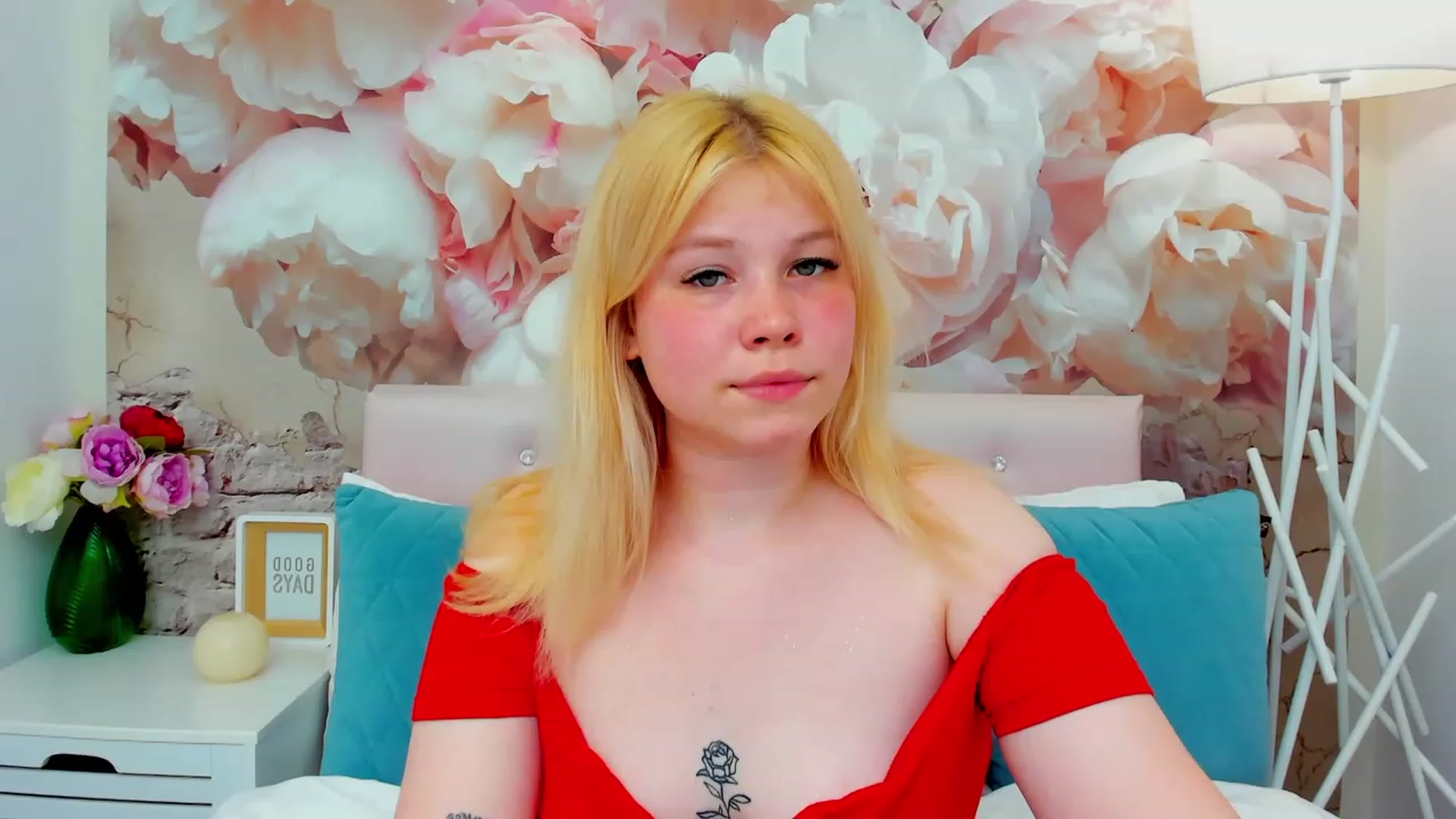 Gallery image thumbnail from AvyPearl's myfreecams stream on, 05/25/2023, 17:19 image 3 of 20