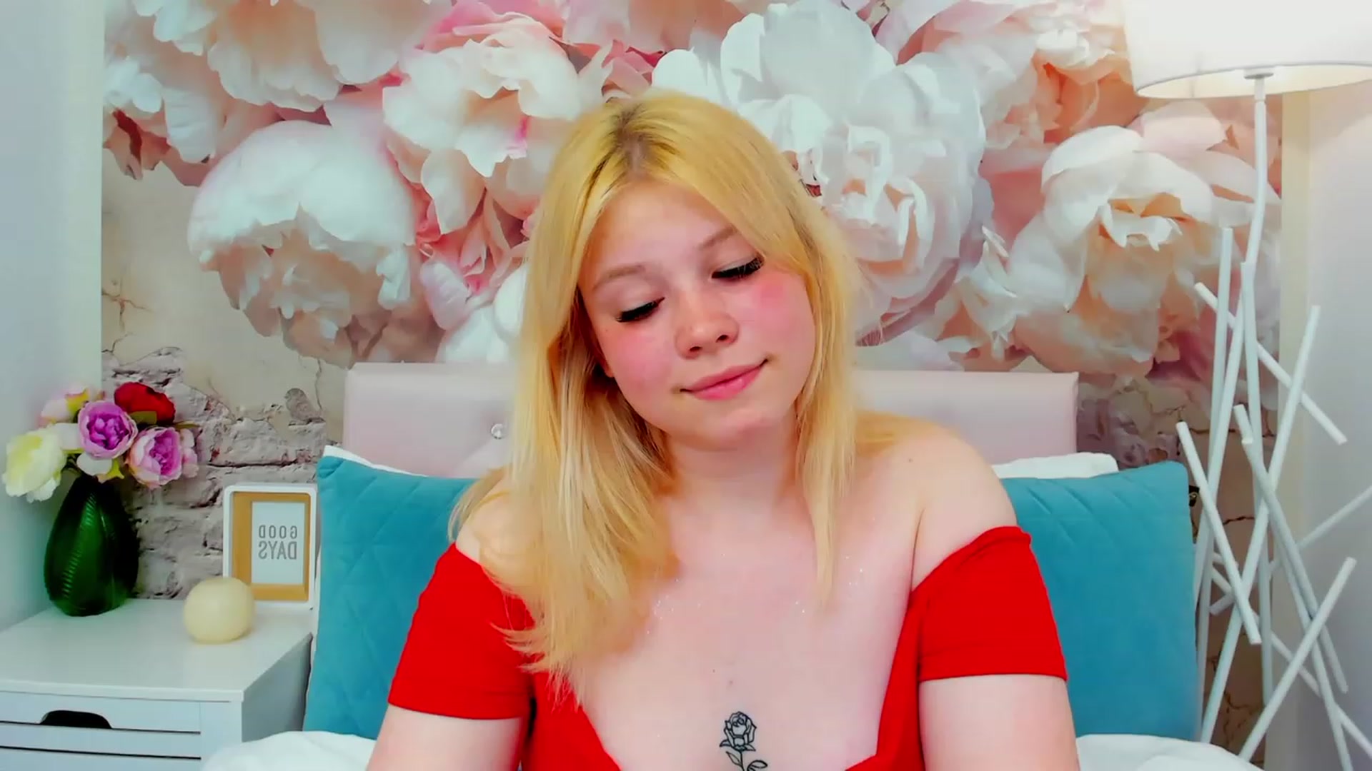 Gallery image thumbnail from AvyPearl's myfreecams stream on, 05/25/2023, 17:19 image 4 of 20
