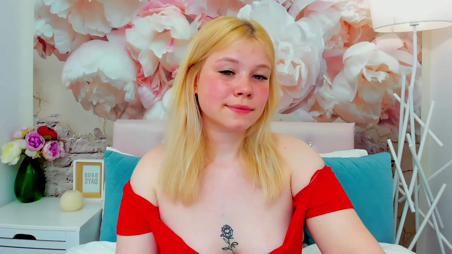 Gallery image thumbnail from AvyPearl's myfreecams stream on, 05/25/2023, 17:19 image 10 of 20
