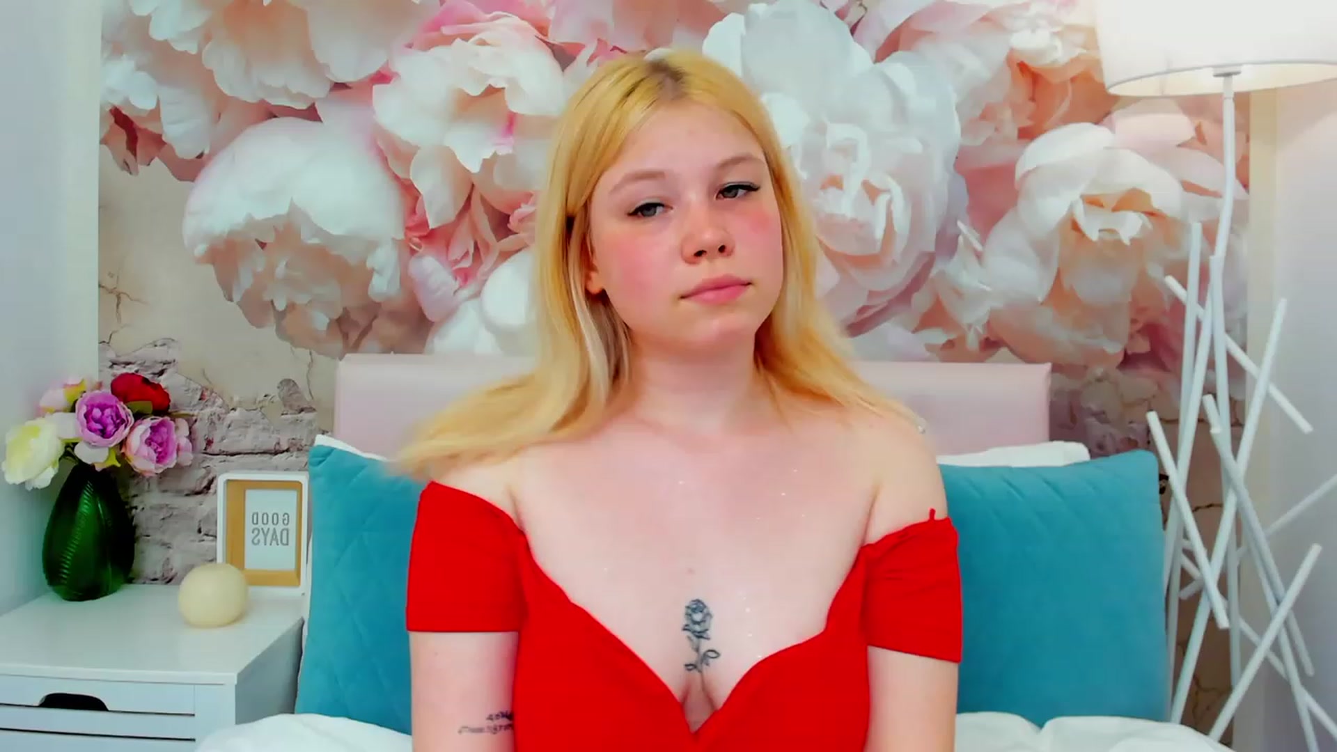Gallery image thumbnail from AvyPearl's myfreecams stream on, 05/25/2023, 17:19 image 17 of 20