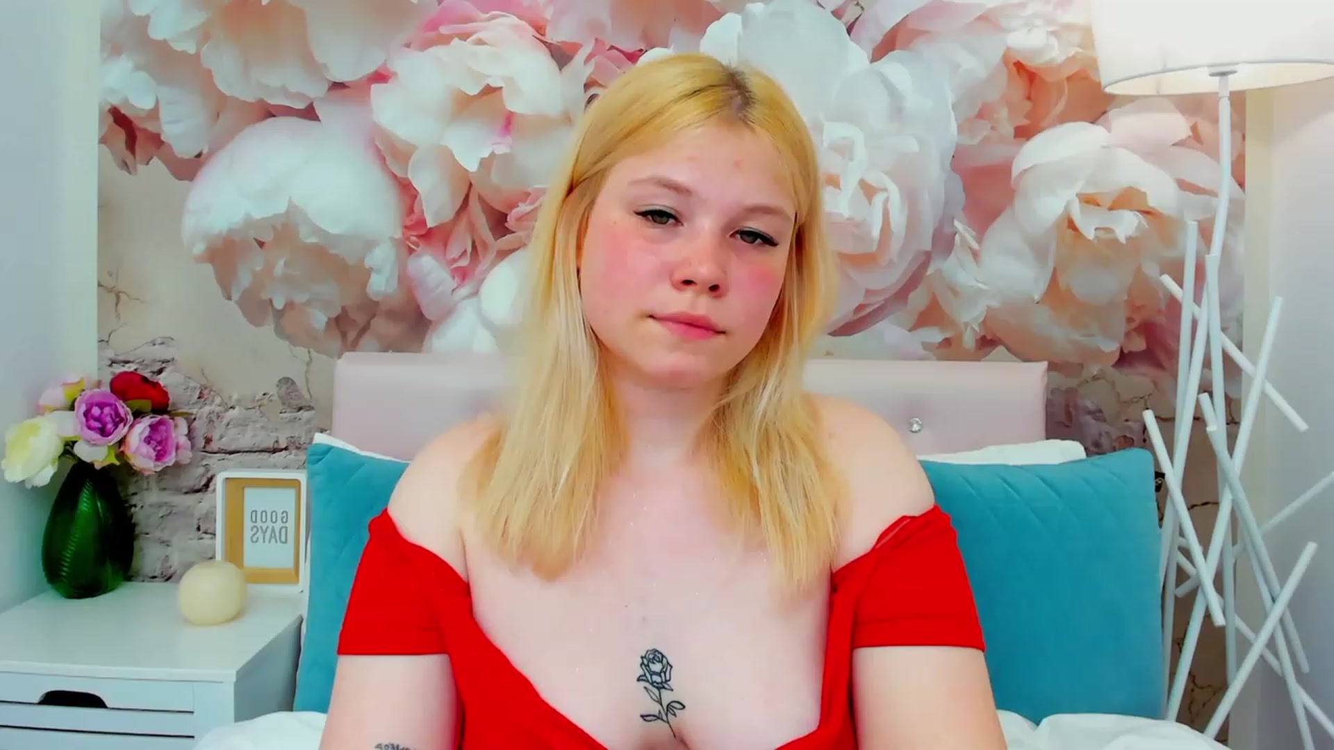Gallery image thumbnail from AvyPearl's myfreecams stream on, 05/25/2023, 17:19 image 9 of 20