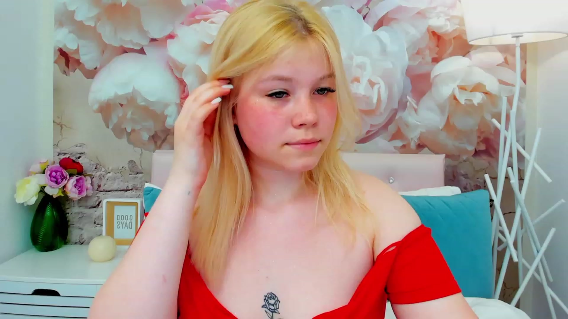 Gallery image thumbnail from AvyPearl's myfreecams stream on, 05/25/2023, 18:36 image 15 of 20