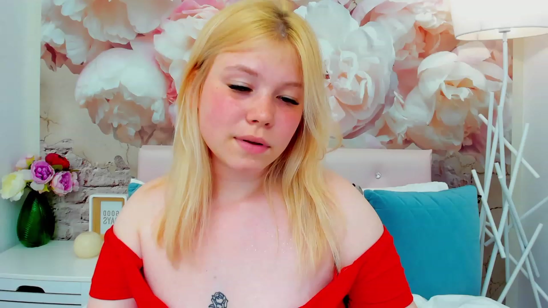 Gallery image thumbnail from AvyPearl's myfreecams stream on, 05/25/2023, 18:36 image 7 of 20