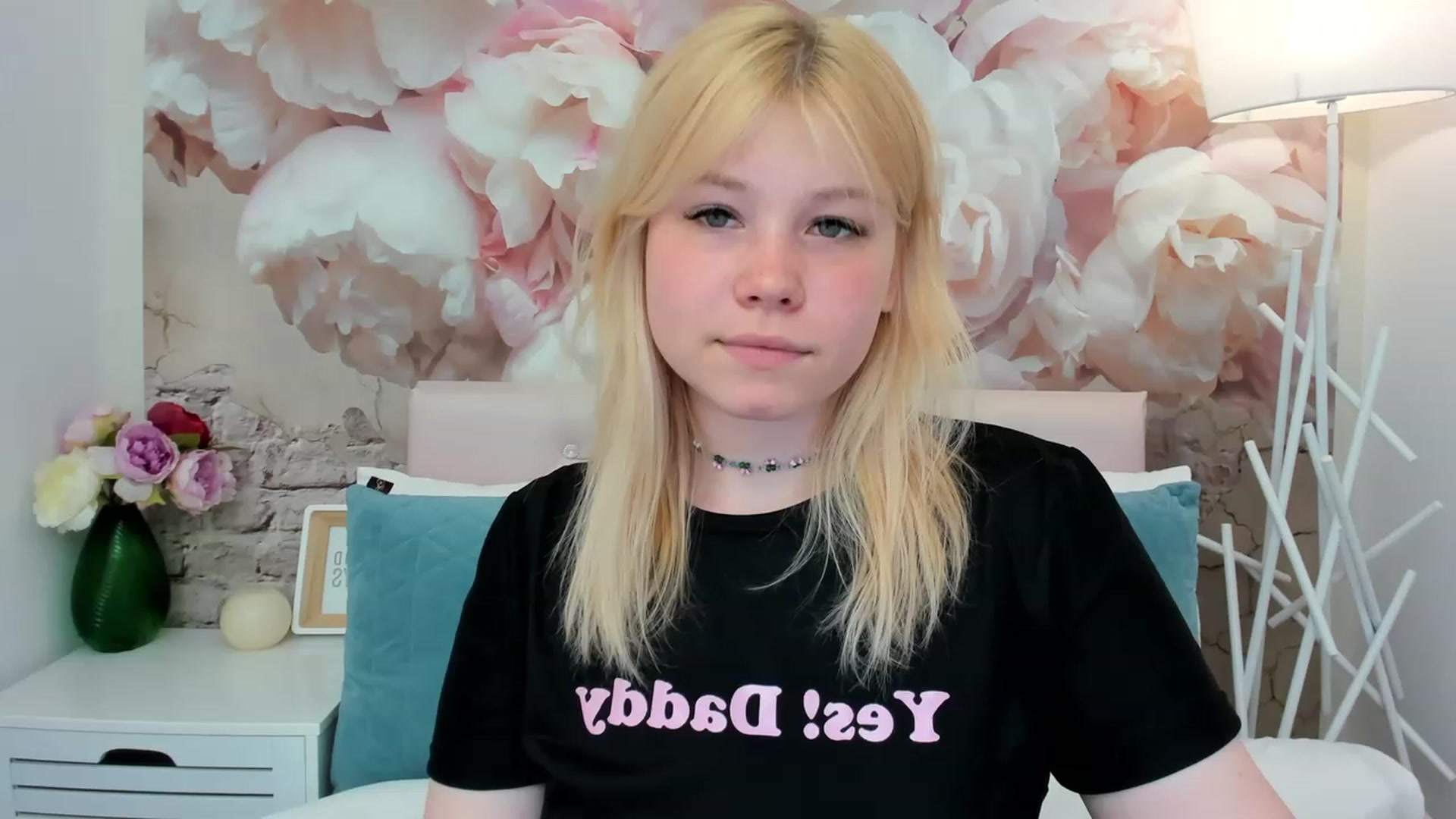 Gallery image thumbnail from AvyPearl's myfreecams stream on, 05/30/2023, 12:54 image 16 of 20