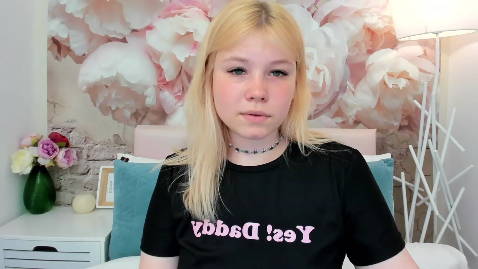 Gallery image thumbnail from AvyPearl's myfreecams stream on, 05/30/2023, 12:54 image 5 of 20