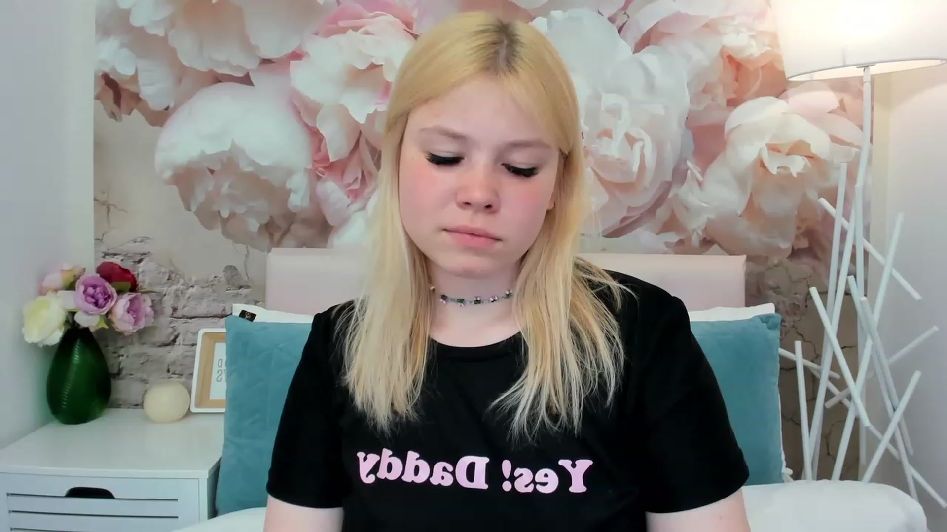Gallery image thumbnail from AvyPearl's myfreecams stream on, 05/30/2023, 12:54 image 13 of 20
