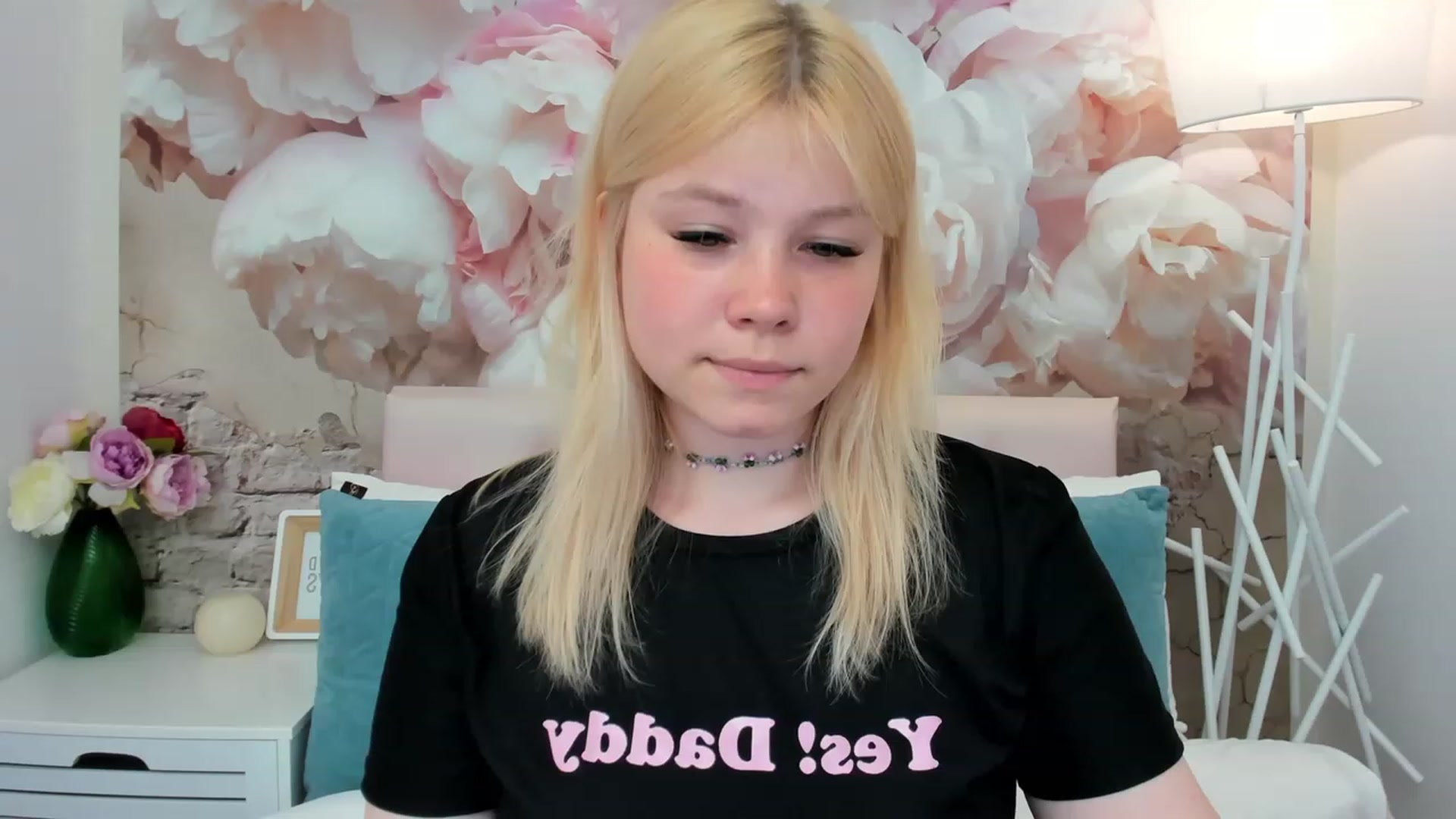 Gallery image thumbnail from AvyPearl's myfreecams stream on, 05/30/2023, 14:29 image 4 of 20