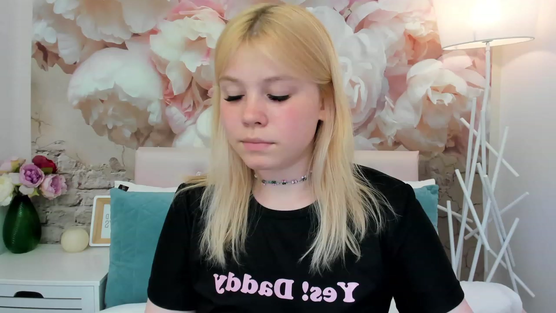 Gallery image thumbnail from AvyPearl's myfreecams stream on, 05/30/2023, 14:29 image 1 of 20