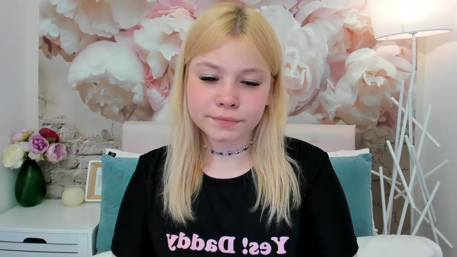 Gallery image thumbnail from AvyPearl's myfreecams stream on, 05/30/2023, 14:29 image 13 of 20