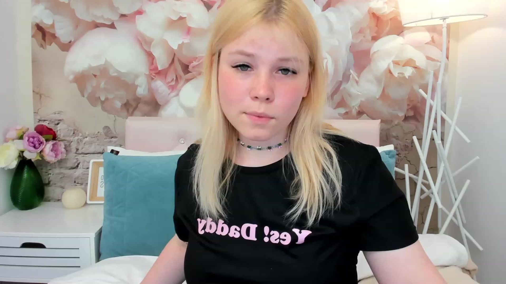 Gallery image thumbnail from AvyPearl's myfreecams stream on, 05/30/2023, 17:54 image 17 of 20