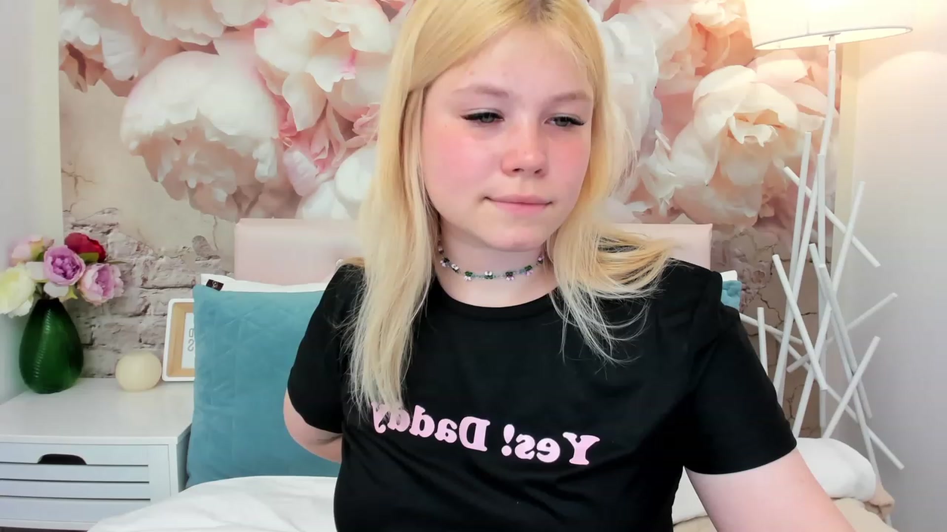 Gallery image thumbnail from AvyPearl's myfreecams stream on, 05/30/2023, 17:54 image 2 of 20