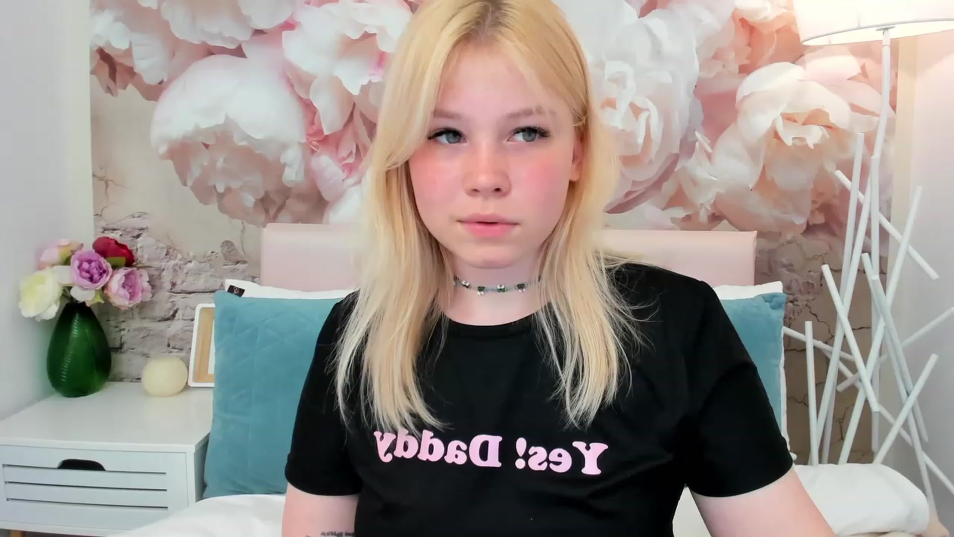 Gallery image thumbnail from AvyPearl's myfreecams stream on, 05/30/2023, 19:01 image 7 of 20