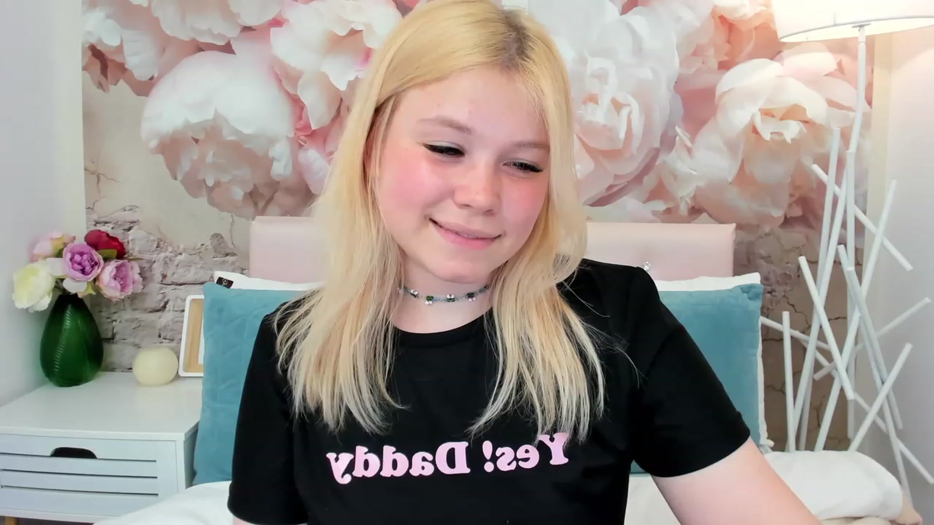 Gallery image thumbnail from AvyPearl's myfreecams stream on, 05/30/2023, 19:01 image 3 of 20