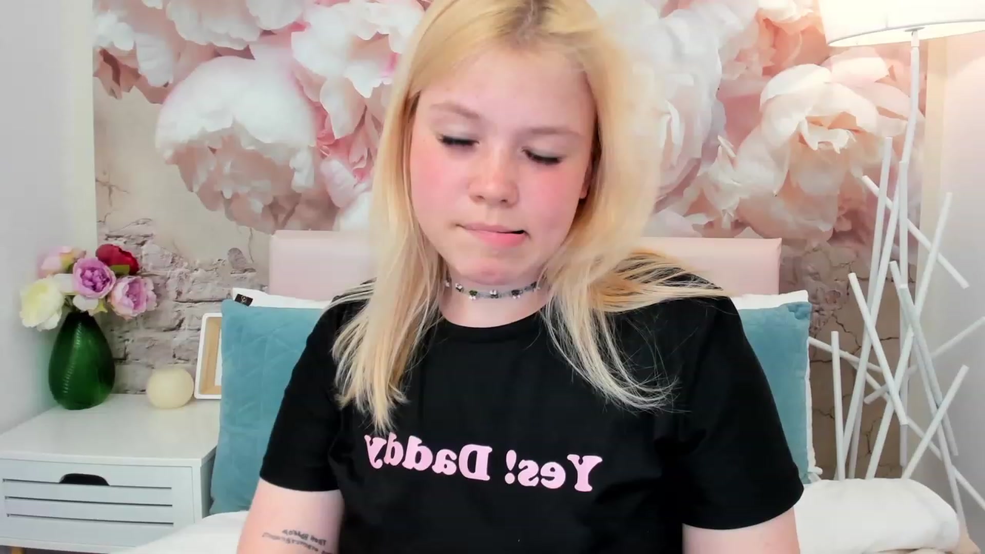 Gallery image thumbnail from AvyPearl's myfreecams stream on, 05/30/2023, 19:01 image 13 of 20