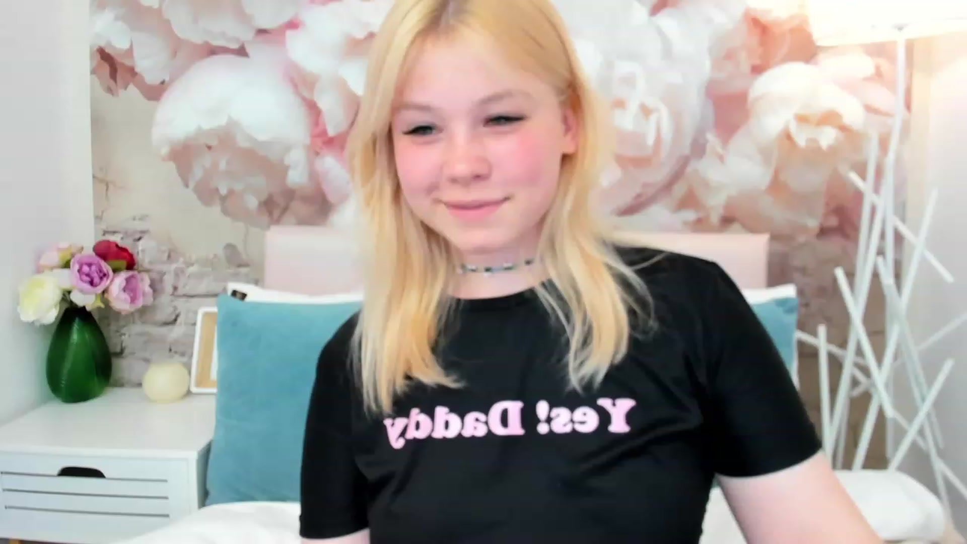 Gallery image thumbnail from AvyPearl's myfreecams stream on, 05/30/2023, 19:01 image 6 of 20