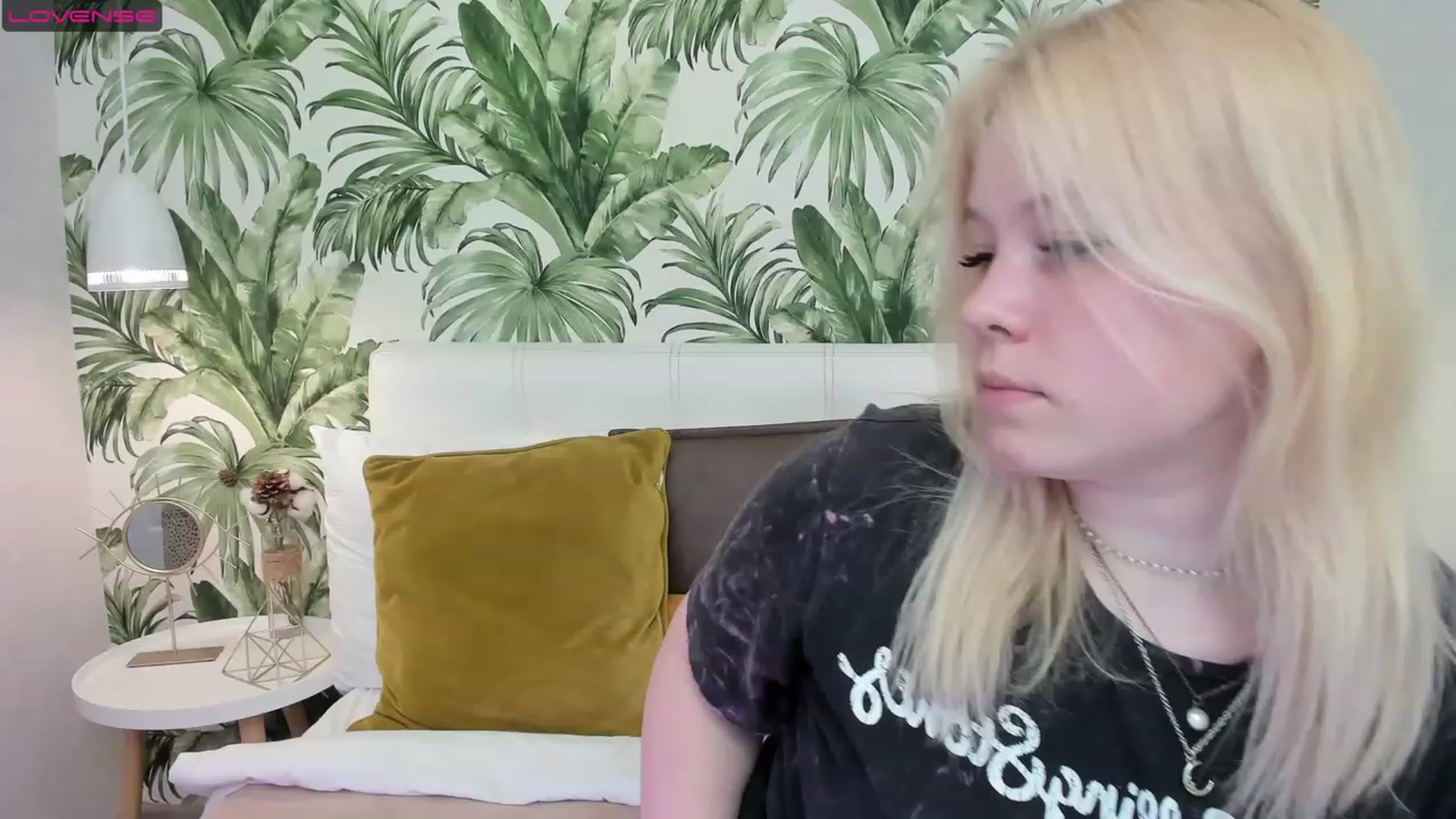 Gallery image thumbnail from AvyPearl's myfreecams stream on, 05/31/2023, 12:29 image 12 of 20
