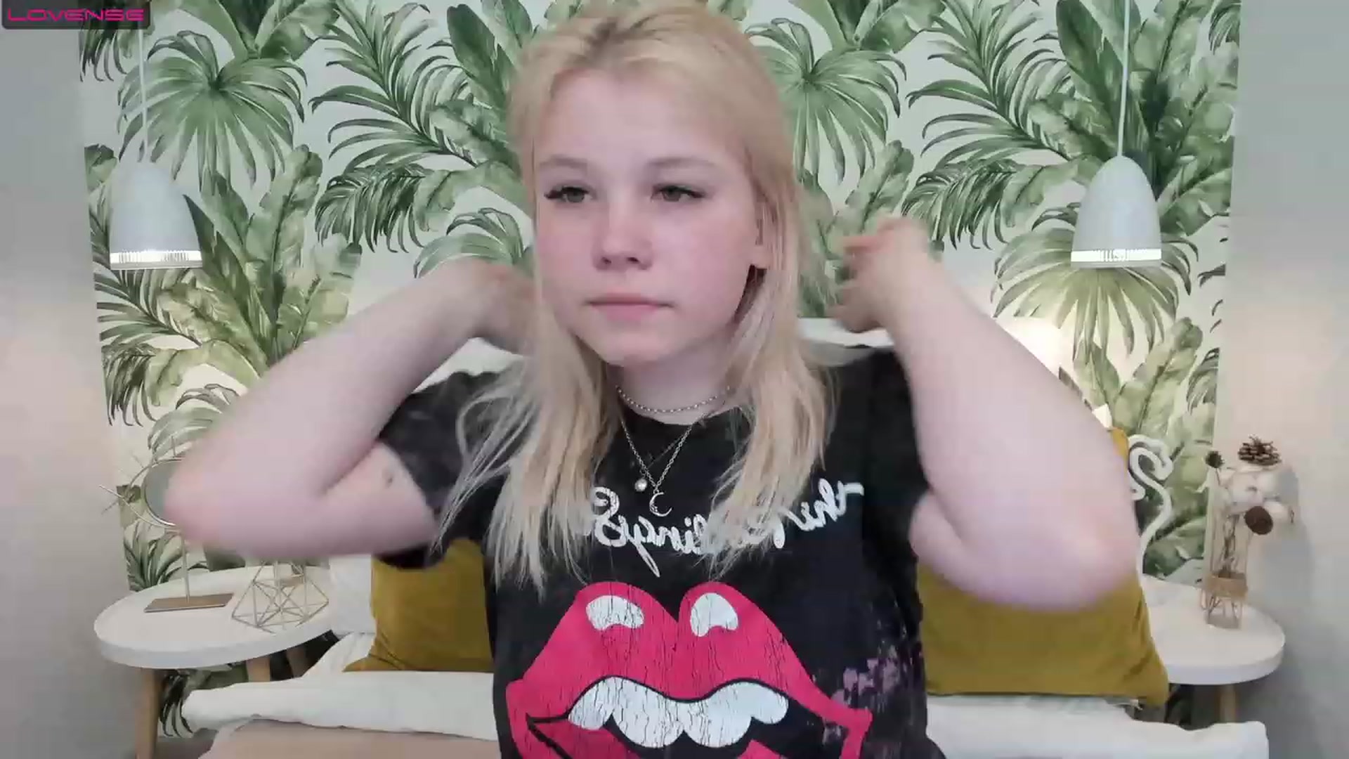 Gallery image thumbnail from AvyPearl's myfreecams stream on, 05/31/2023, 12:29 image 1 of 20