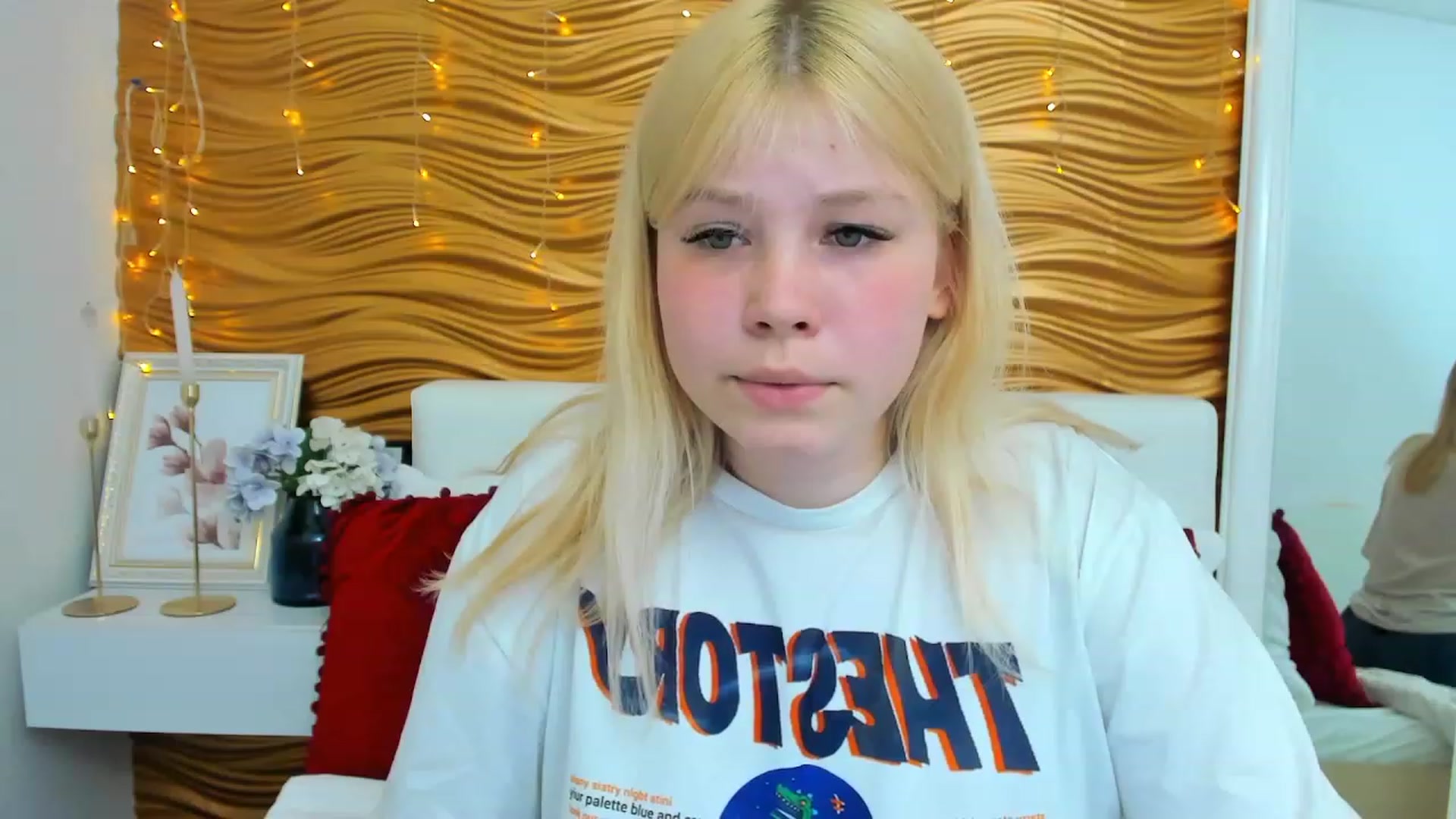 Gallery image thumbnail from AvyPearl's myfreecams stream on, 06/03/2023, 17:48 image 5 of 20