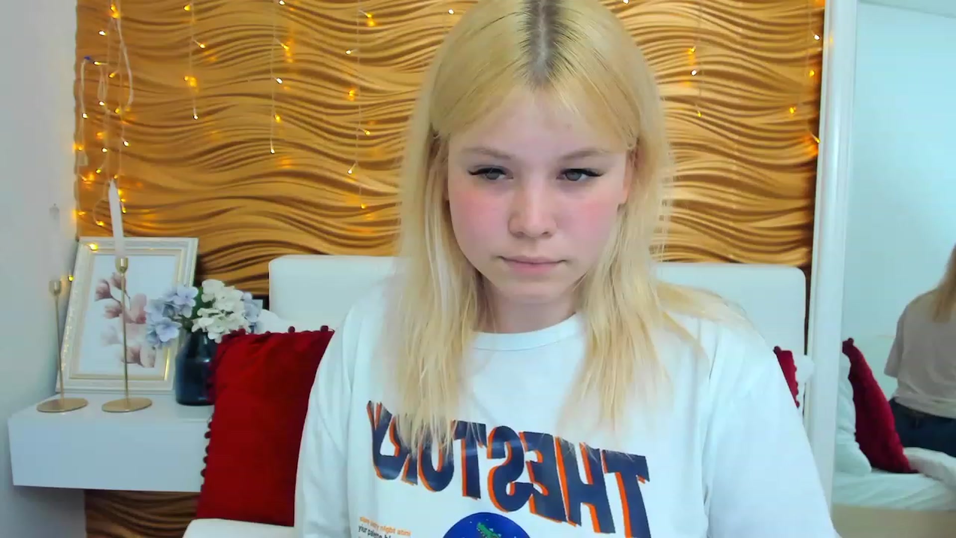 Gallery image thumbnail from AvyPearl's myfreecams stream on, 06/03/2023, 18:59 image 2 of 20