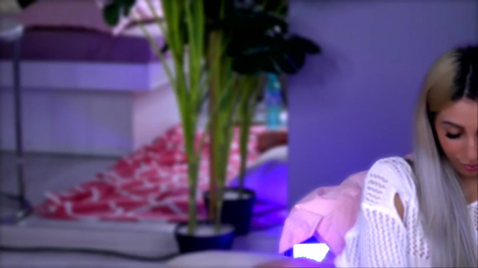 Gallery image thumbnail from AwaLynch's myfreecams stream on, 02/23/2026, 11:53 image 16 of 20