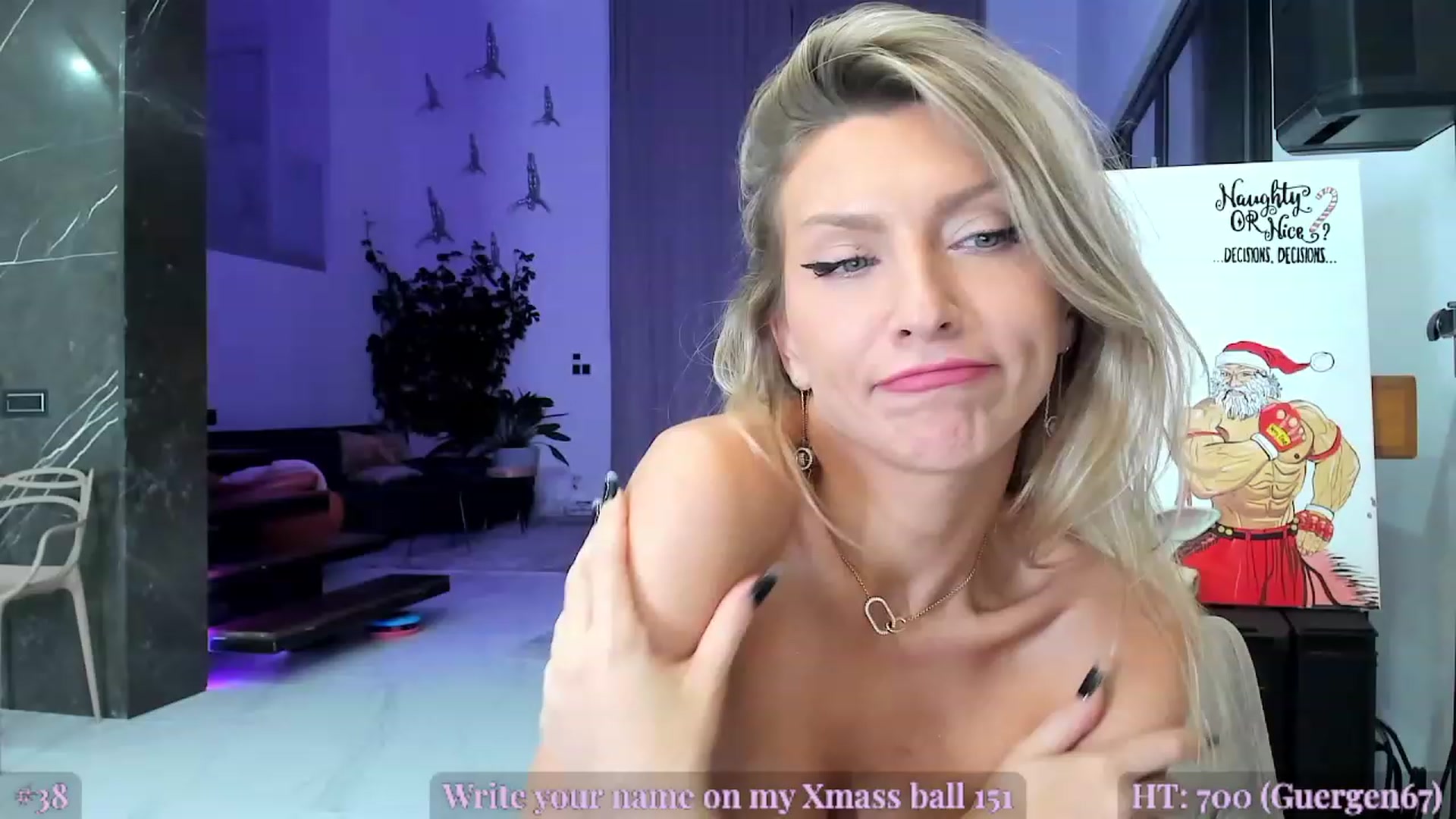 Gallery image thumbnail from AweJolie's myfreecams stream on, 12/03/2022, 04:00 image 12 of 20