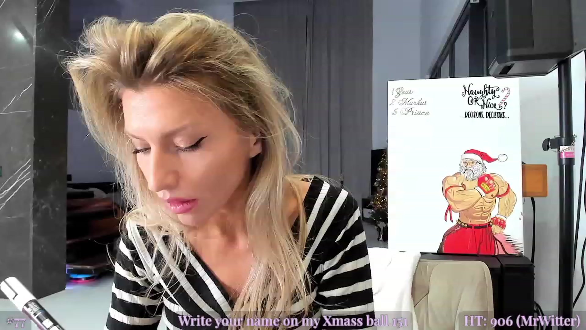 Gallery image thumbnail from AweJolie's myfreecams stream on, 12/06/2022, 23:46 image 4 of 20