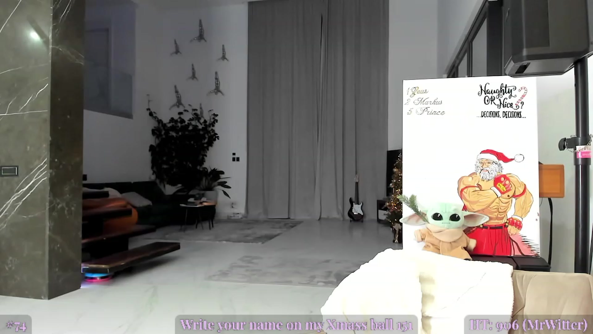 Gallery image thumbnail from AweJolie's myfreecams stream on, 12/07/2022, 01:14 image 11 of 20
